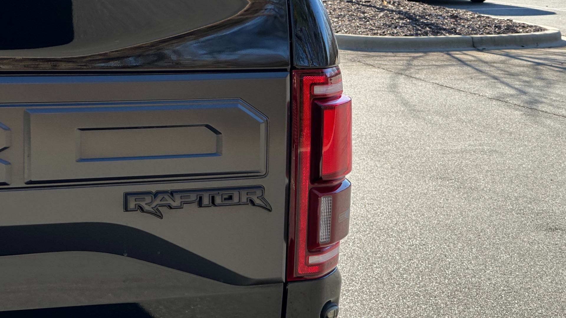 Used 2017 Ford F-150 RAPTOR / TECHNOLOGY PACKAGE / PANORAMIC ROOF for sale Sold at Formula Imports in Charlotte NC 28227 48