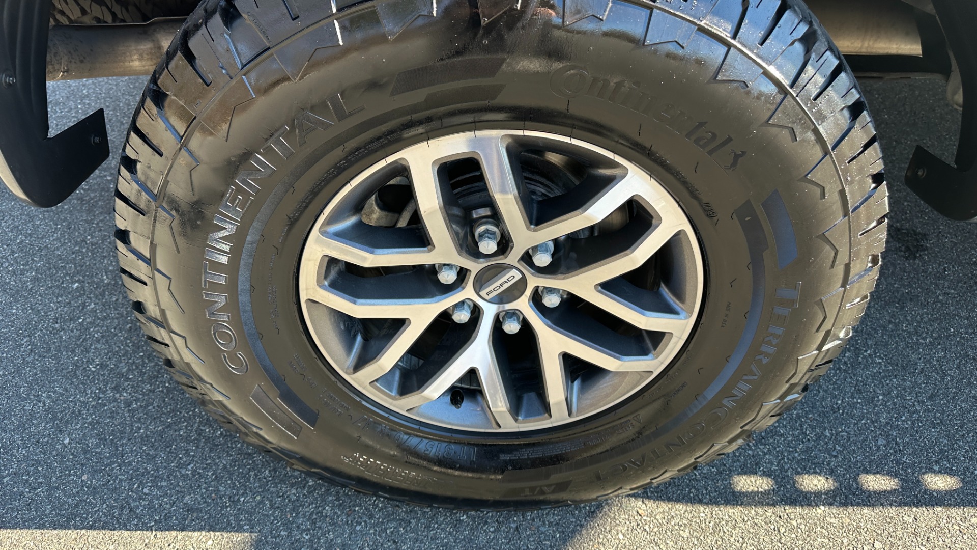 Used 2017 Ford F-150 RAPTOR / TECHNOLOGY PACKAGE / PANORAMIC ROOF for sale Sold at Formula Imports in Charlotte NC 28227 54