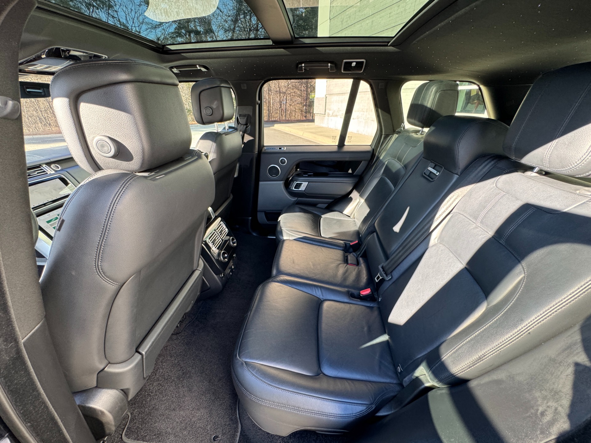 Used 2019 Land Rover Range Rover V6 Supercharged STARLIGHT HEADLINER / PANORAMIC ROOF for sale Sold at Formula Imports in Charlotte NC 28227 30