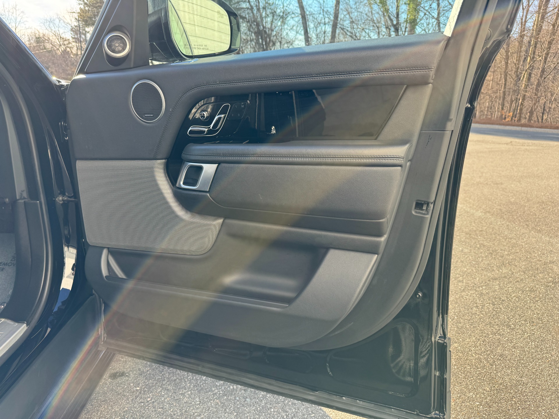 Used 2019 Land Rover Range Rover V6 Supercharged STARLIGHT HEADLINER / PANORAMIC ROOF for sale Sold at Formula Imports in Charlotte NC 28227 33