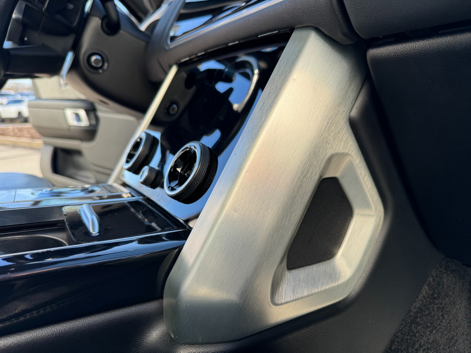 Used 2019 Land Rover Range Rover V6 Supercharged STARLIGHT HEADLINER / PANORAMIC ROOF for sale Sold at Formula Imports in Charlotte NC 28227 35