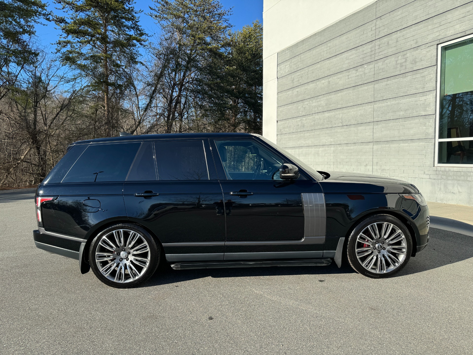 Used 2019 Land Rover Range Rover V6 Supercharged STARLIGHT HEADLINER / PANORAMIC ROOF for sale Sold at Formula Imports in Charlotte NC 28227 8