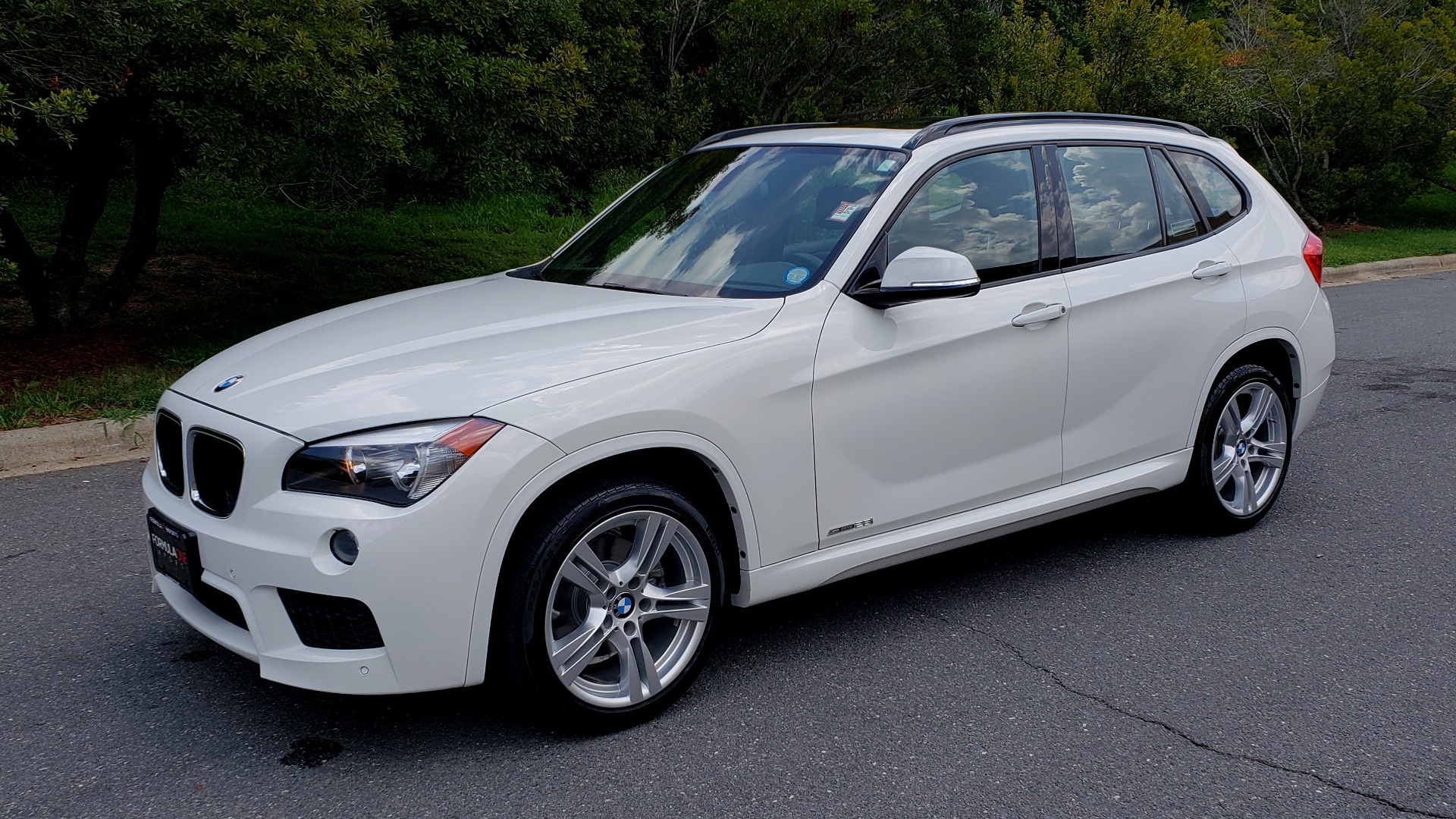 Used 2015 BMW X1 SDRIVE28I M-SPORT ULTIMATE / NAV / SUNROOF / REARVIEW for sale Sold at Formula Imports in Charlotte NC 28227 2