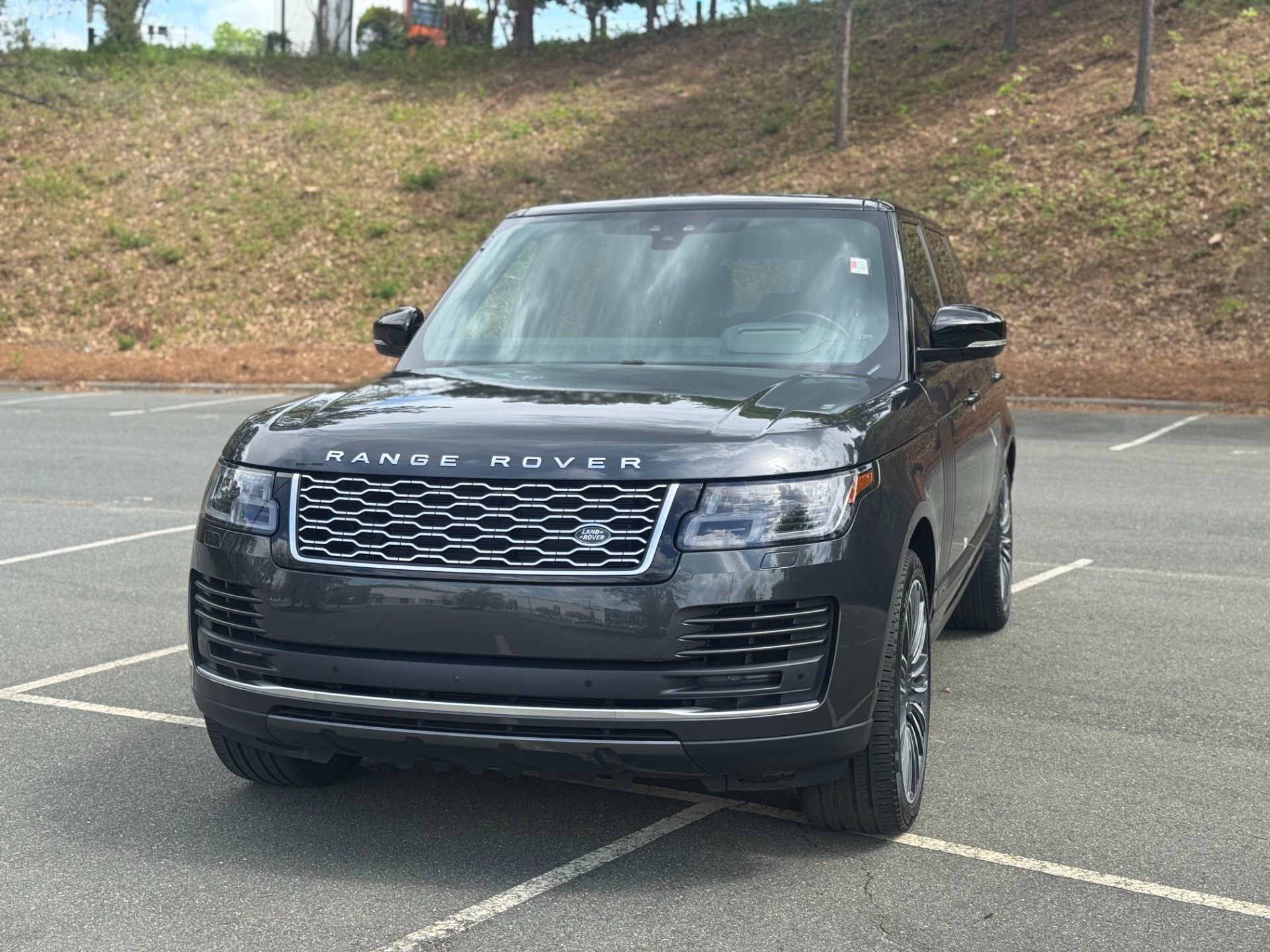 2020 Land Rover Range Rover P525 HSE LWB photo 3