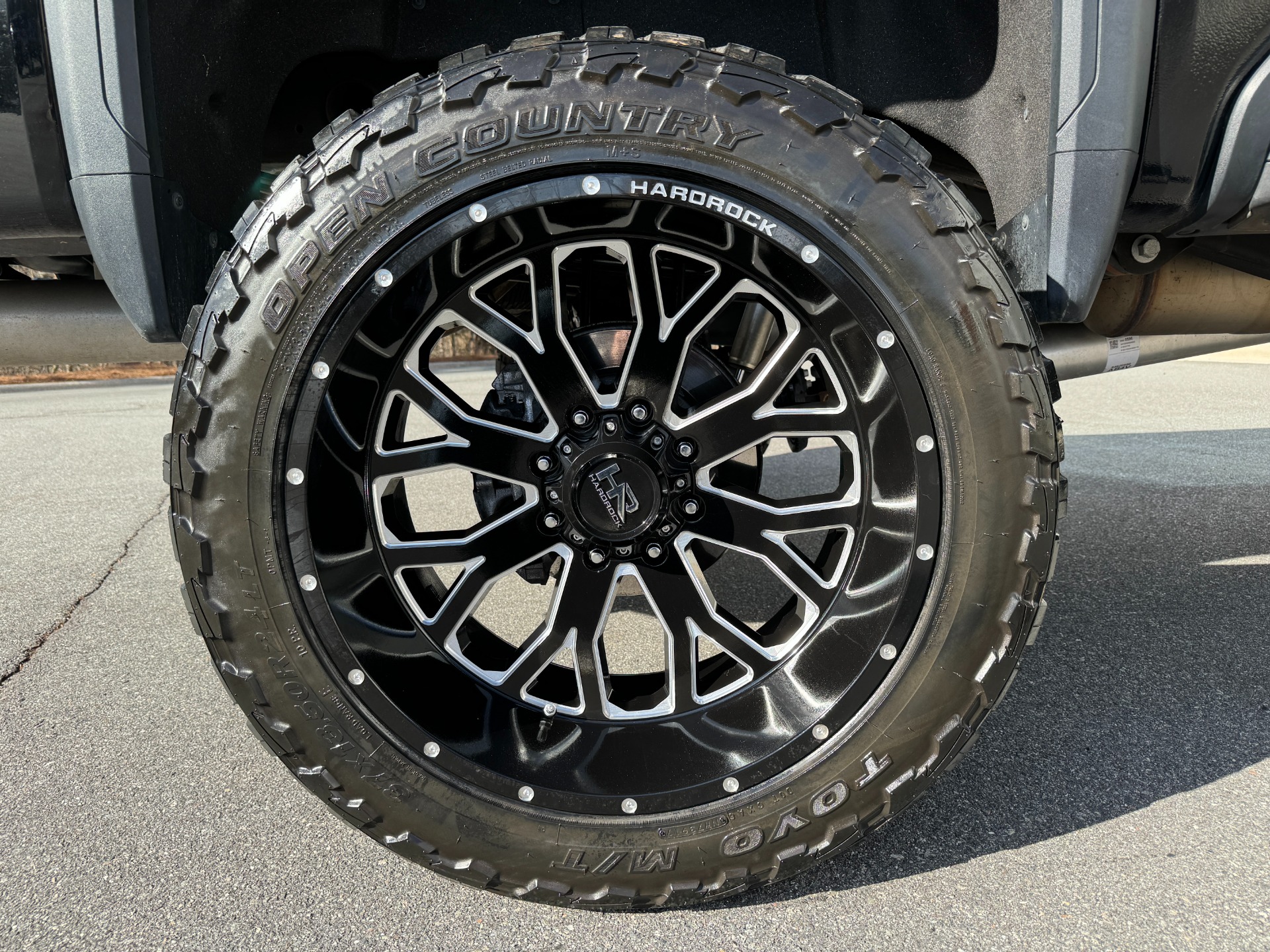 Used 2020 GMC Sierra 2500HD Denali Crew Cab LIFTED / HARDROCK WHEELS for sale $72,995 at Formula Imports in Charlotte NC 28227 40