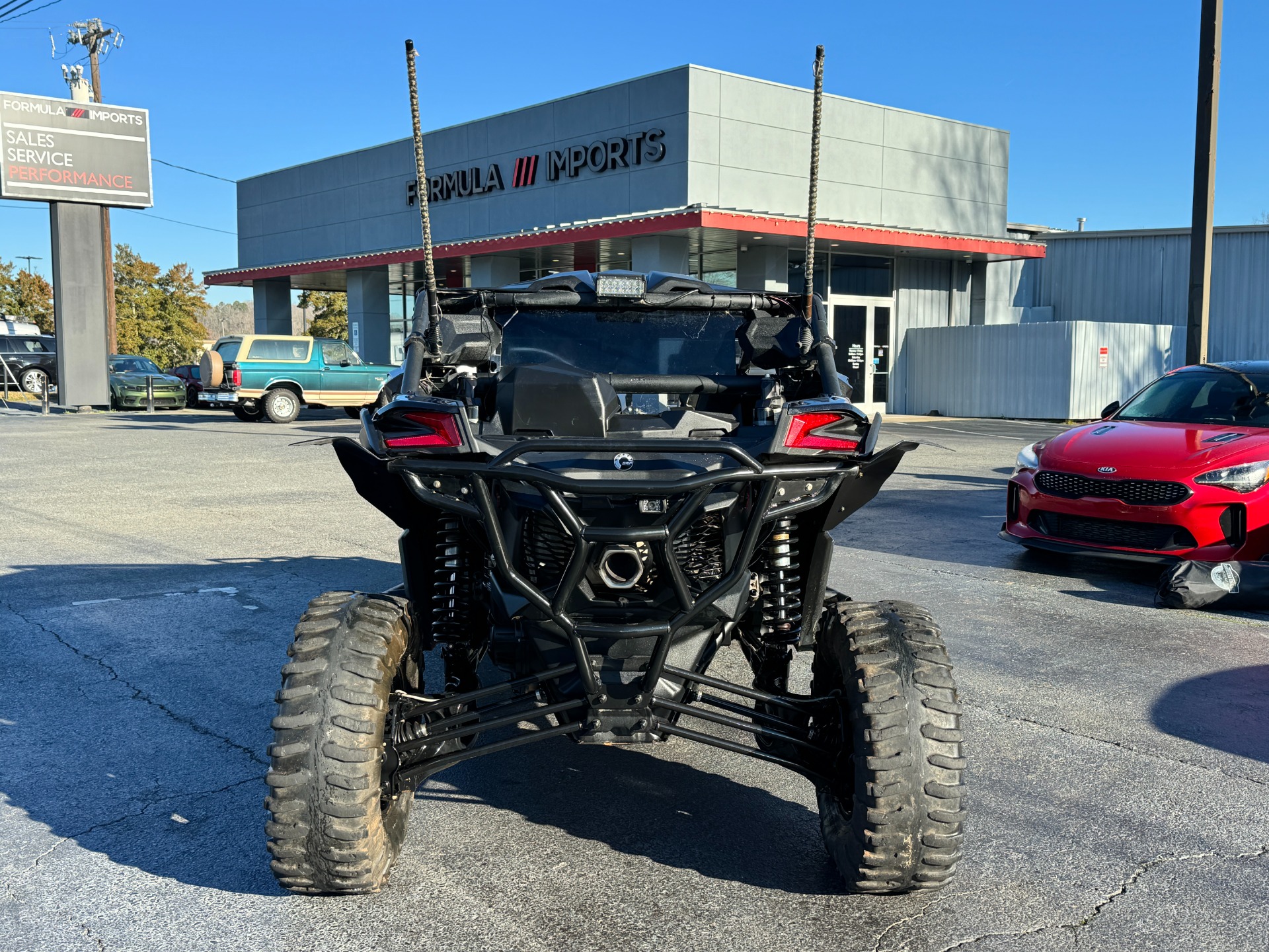 Used 2019 Can-Am Maverick Max XDS 1000 Turbo LIGHTBARS / SOUND SYSTEM / CB RADIO / WHEELS & TIRES for sale $29,500 at Formula Imports in Charlotte NC 28227 5