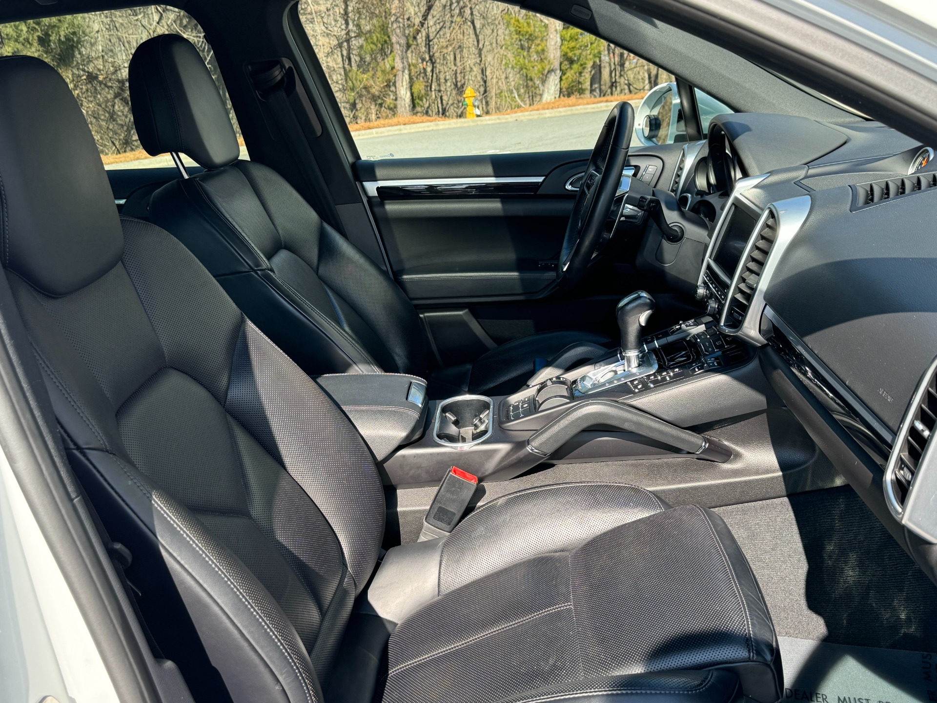 Used 2016 Porsche Cayenne PREMIUM PKG / BOSE SOUND for sale Sold at Formula Imports in Charlotte NC 28227 34