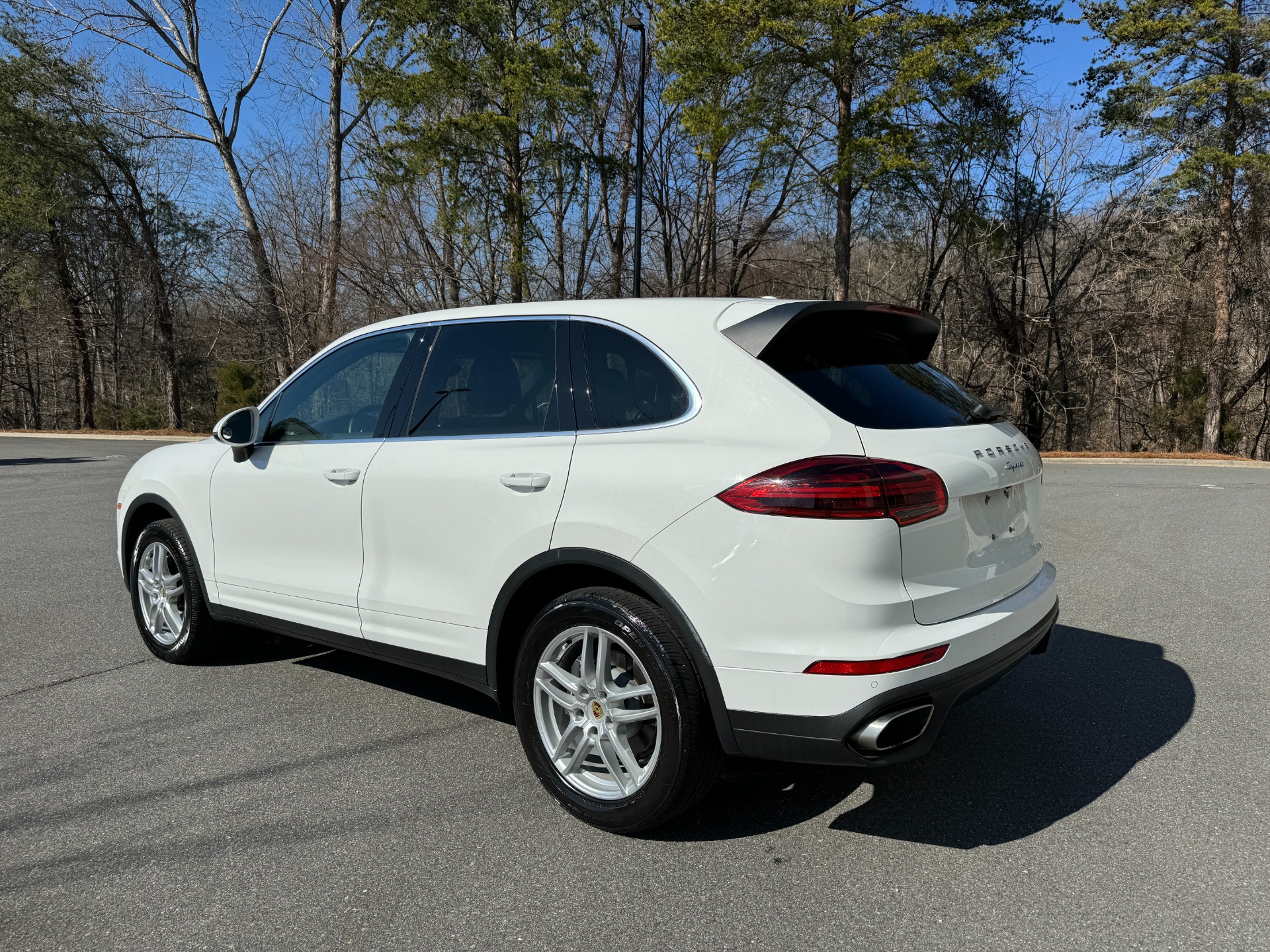 Used 2016 Porsche Cayenne PREMIUM PKG / BOSE SOUND for sale Sold at Formula Imports in Charlotte NC 28227 4