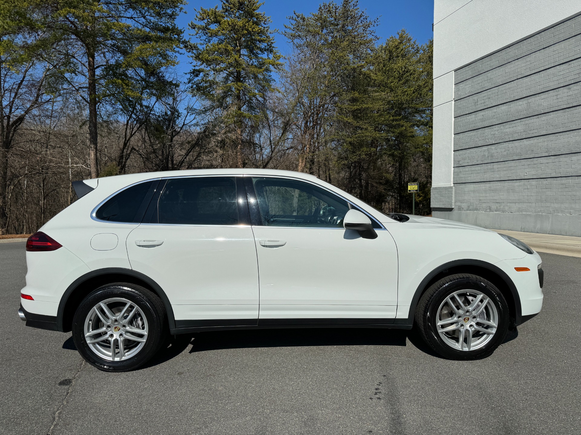 Used 2016 Porsche Cayenne PREMIUM PKG / BOSE SOUND for sale Sold at Formula Imports in Charlotte NC 28227 8