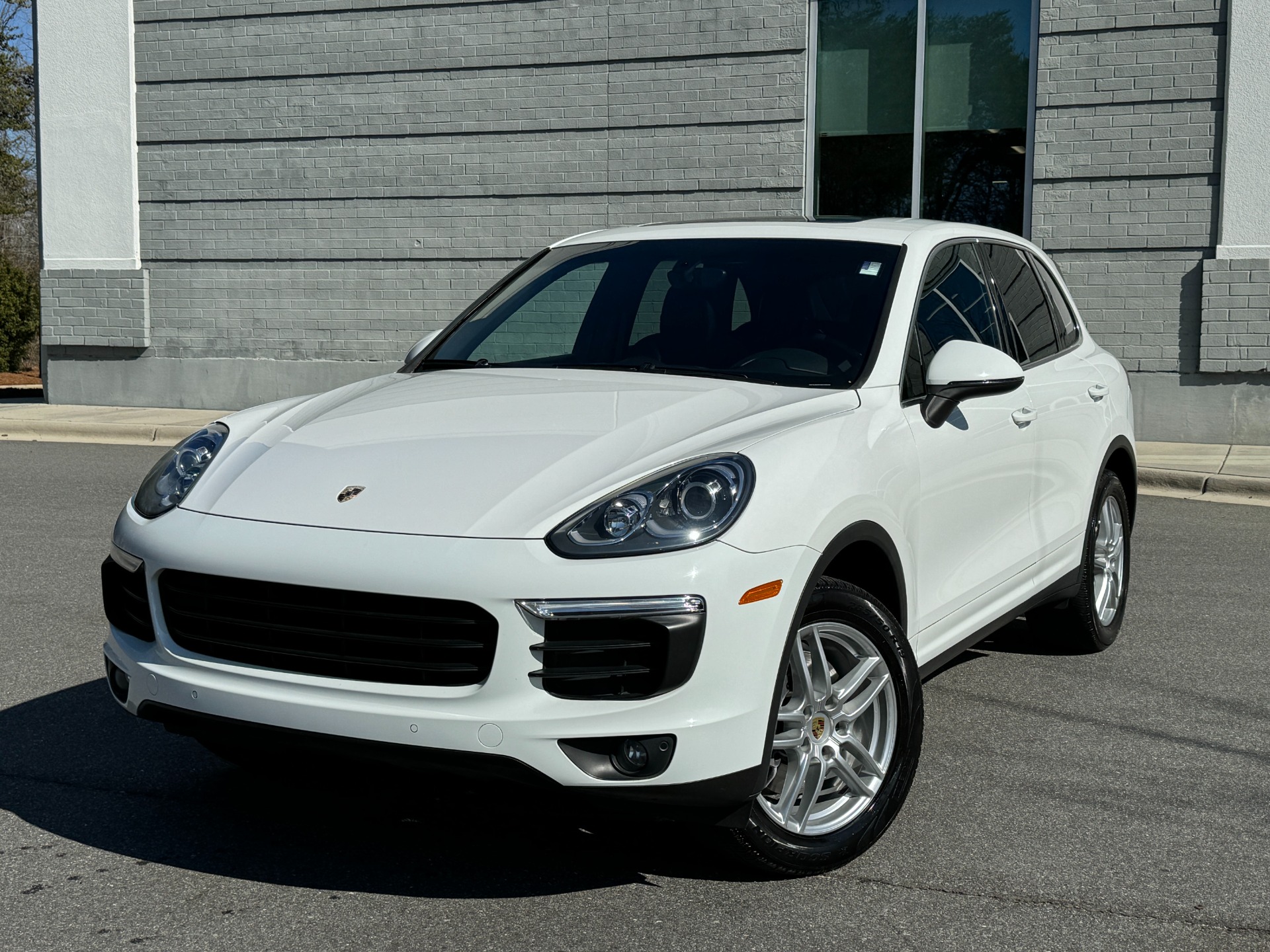 Used 2016 Porsche Cayenne PREMIUM PKG / BOSE SOUND for sale Sold at Formula Imports in Charlotte NC 28227 1