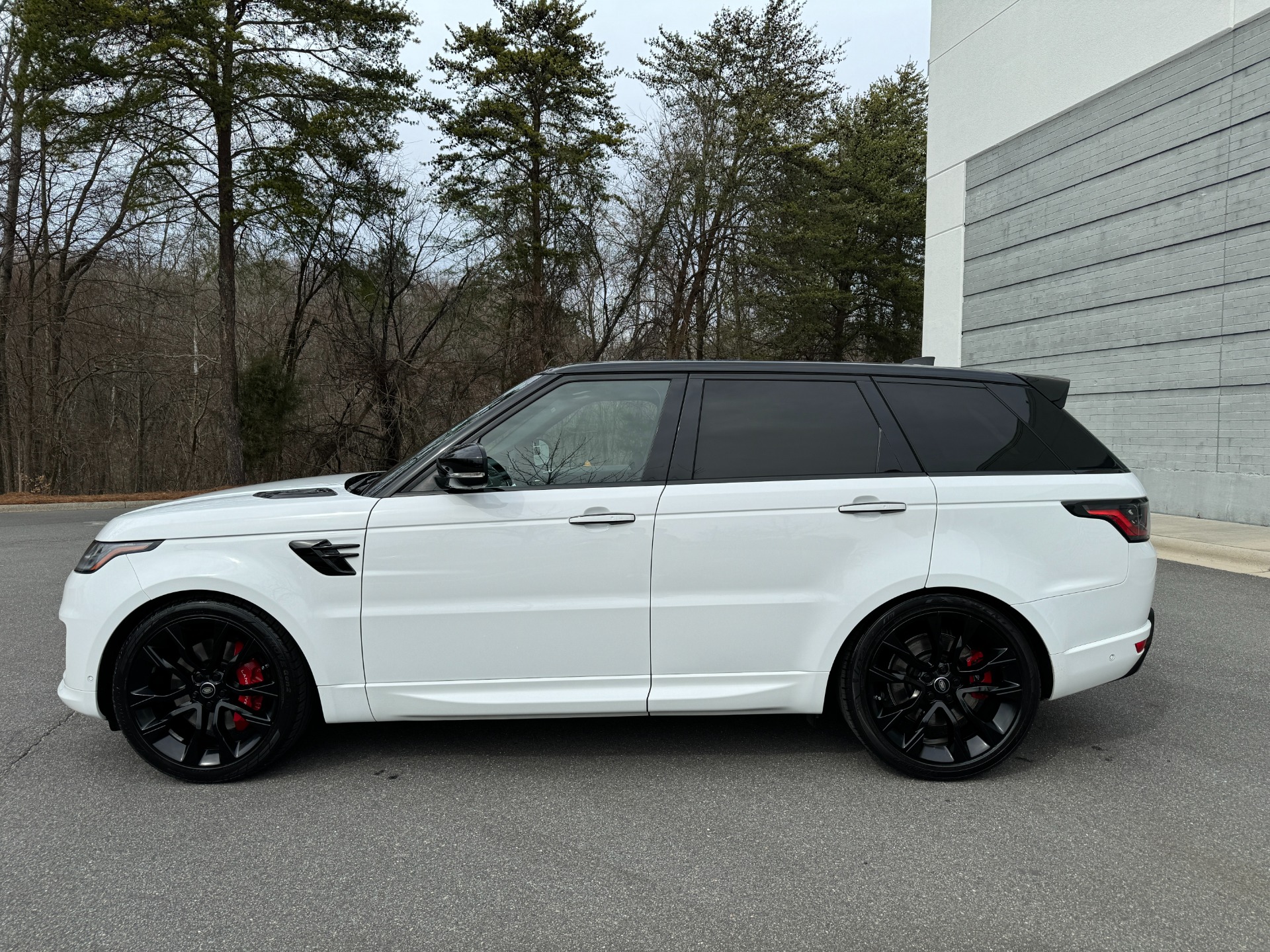 Used 2020 Land Rover Range Rover Sport HST TOW PKG / DRIVE PRO PKG / ON/OFF-ROAD PACK for sale Sold at Formula Imports in Charlotte NC 28227 5