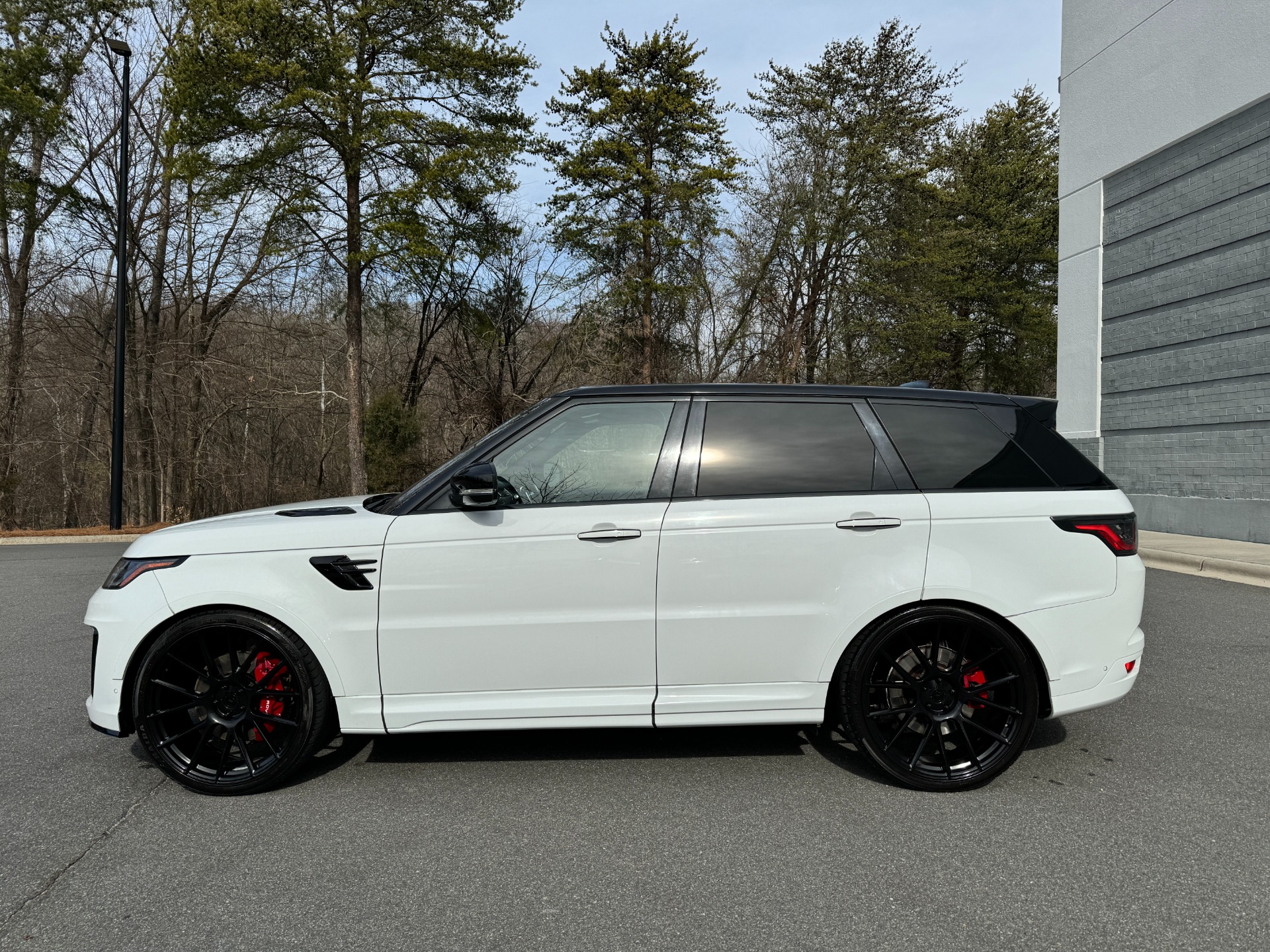 Used 2019 Land Rover Range Rover Sport HSE DYNAMIC CUSTOM WHEELS SUSPENSION for sale Sold at Formula Imports in Charlotte NC 28227 5