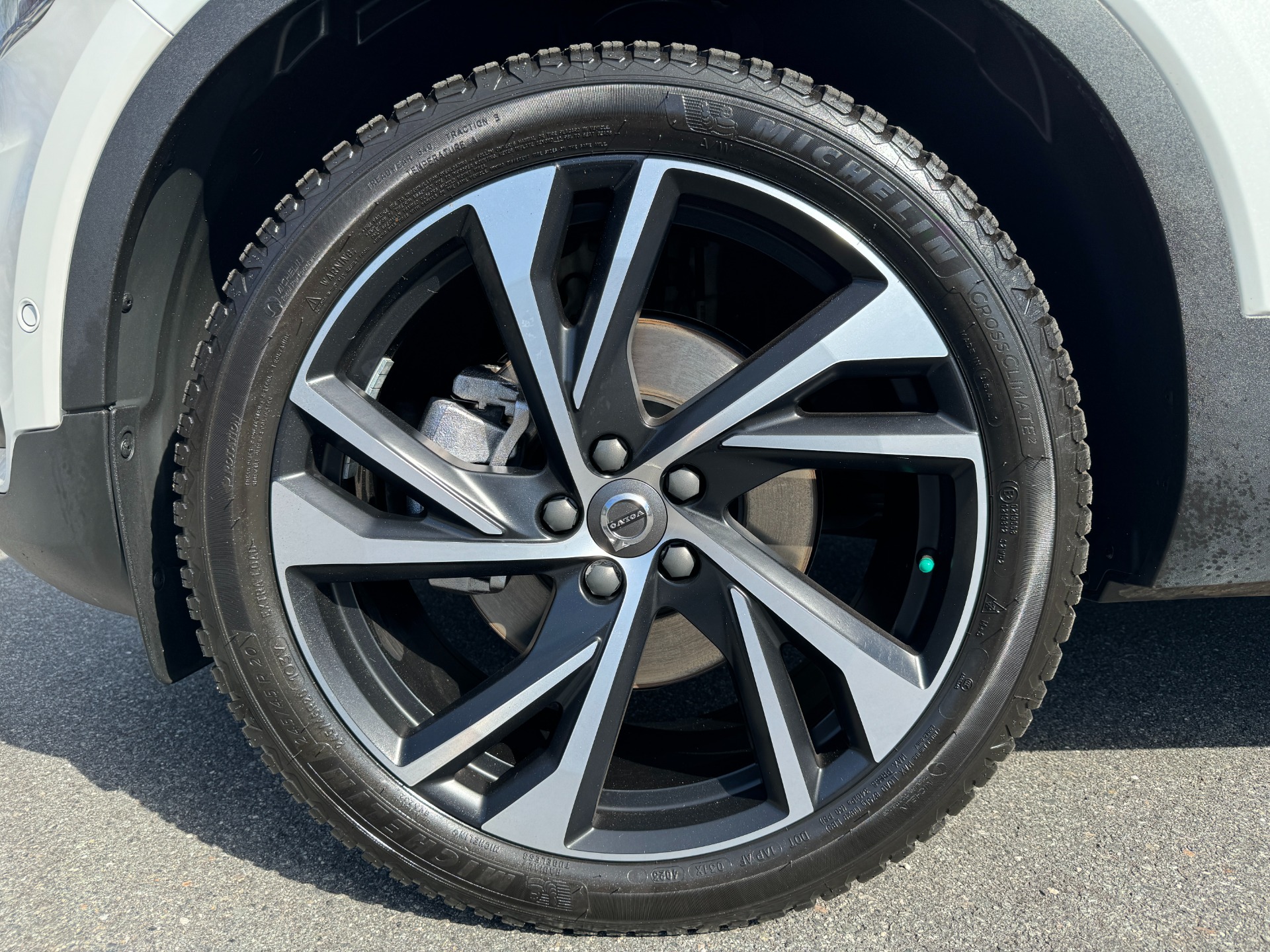 Used 2019 Volvo XC40 R-Design for sale $26,995 at Formula Imports in Charlotte NC 28227 45