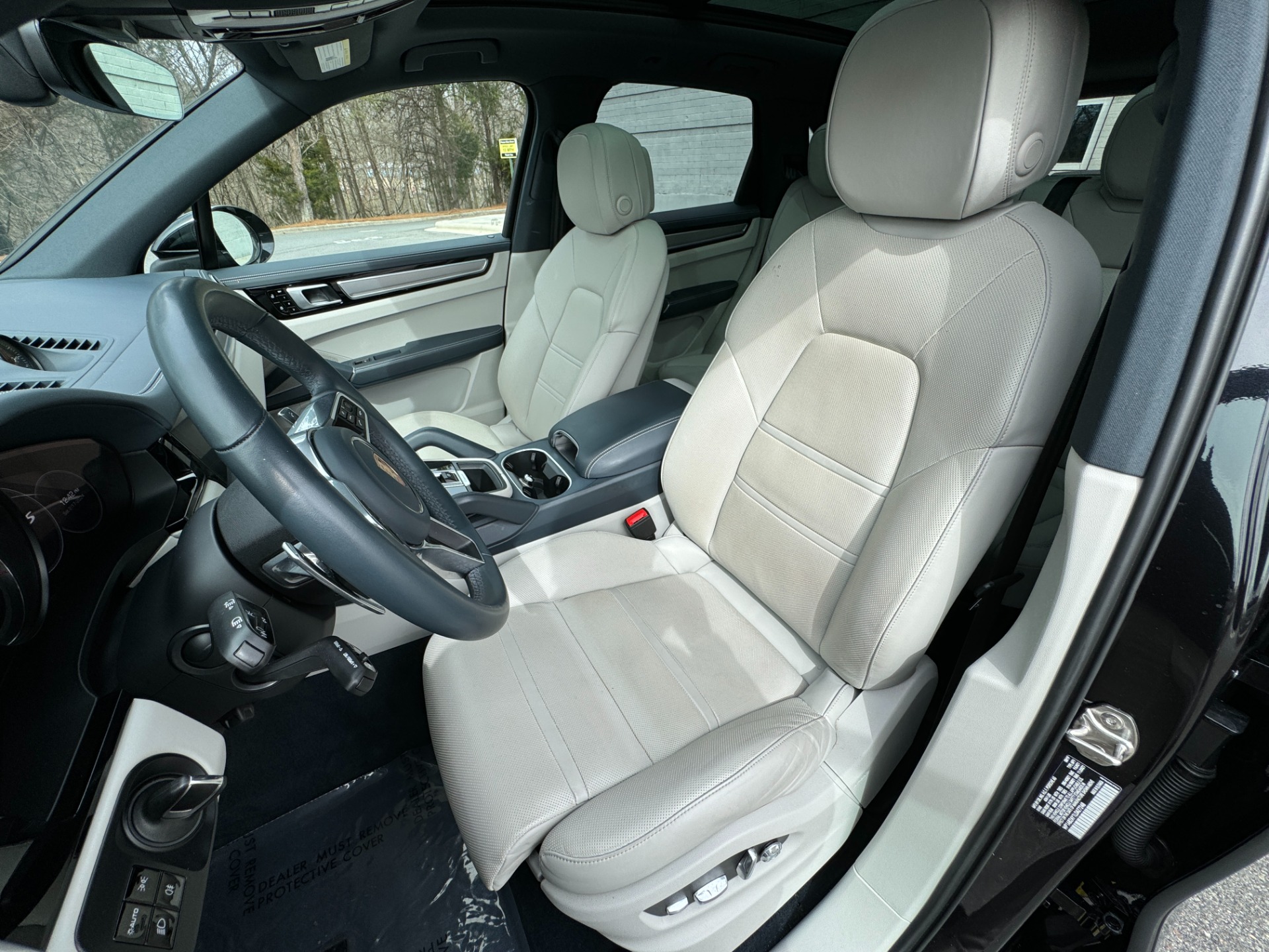 Used 2020 Porsche Cayenne S for sale Sold at Formula Imports in Charlotte NC 28227 24