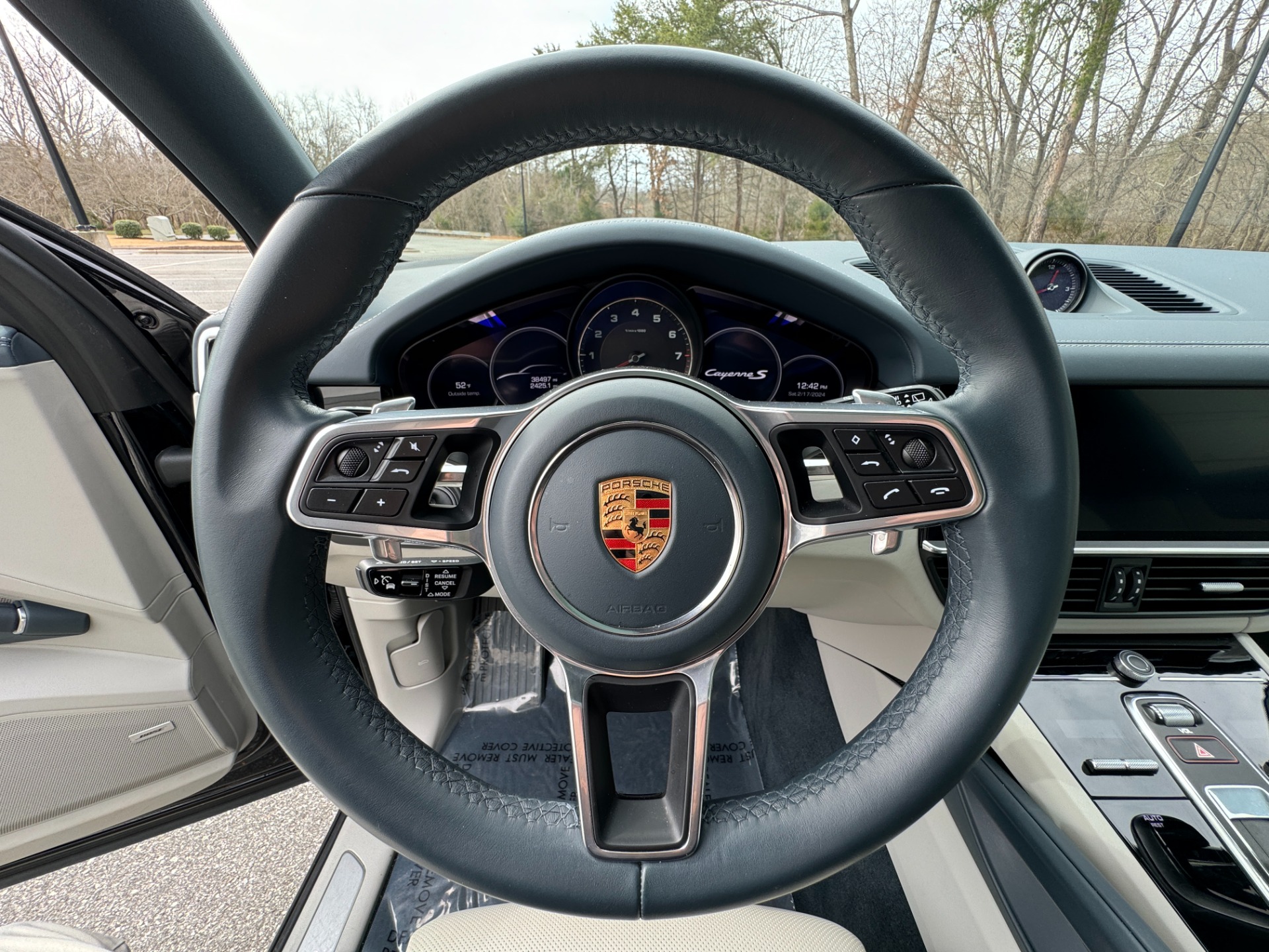 Used 2020 Porsche Cayenne S for sale Sold at Formula Imports in Charlotte NC 28227 26