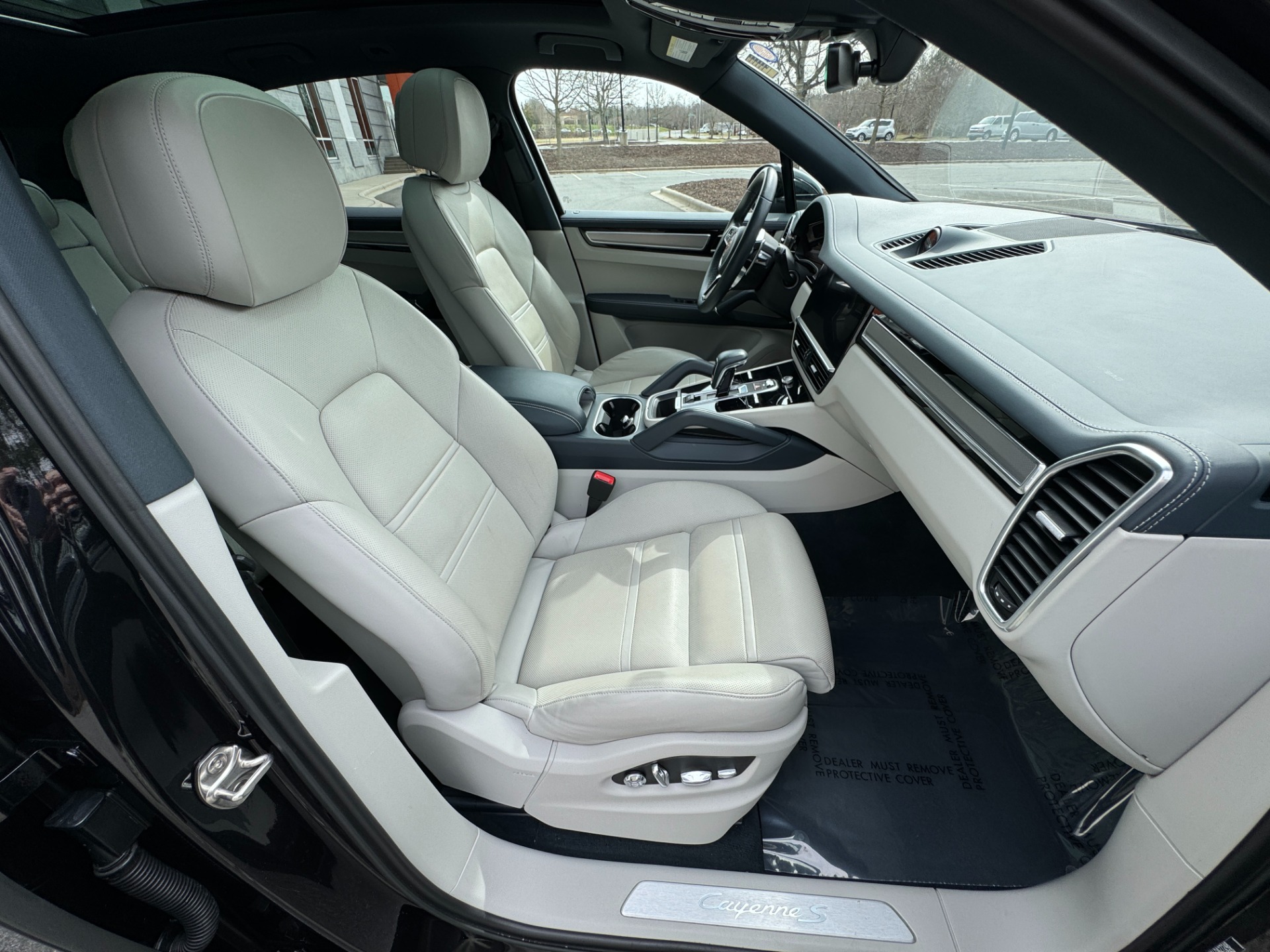 Used 2020 Porsche Cayenne S for sale Sold at Formula Imports in Charlotte NC 28227 42