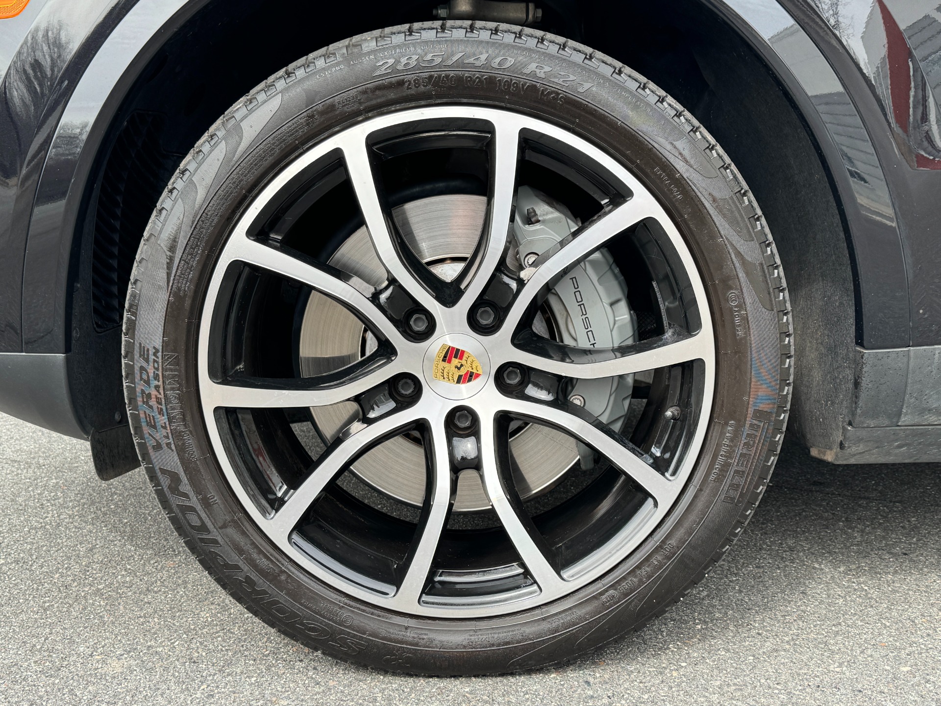 Used 2020 Porsche Cayenne S for sale Sold at Formula Imports in Charlotte NC 28227 47