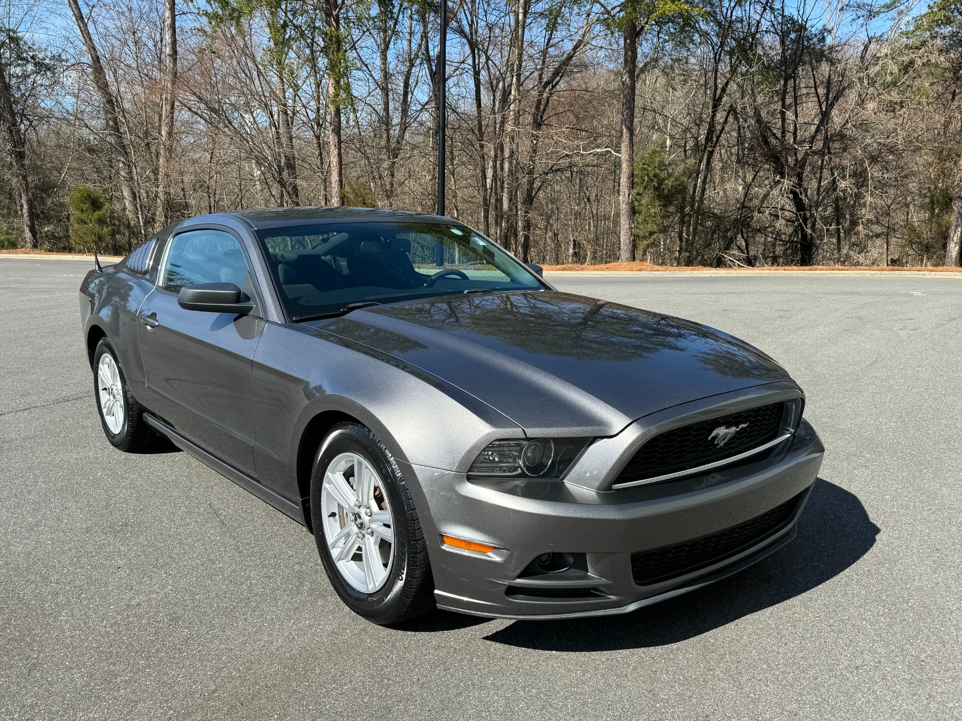 Used 2014 Ford Mustang V6 TECH PKG for sale Sold at Formula Imports in Charlotte NC 28227 19