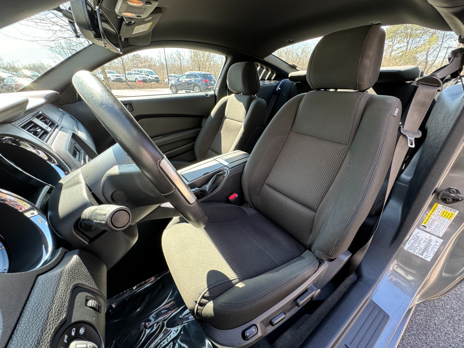 Used 2014 Ford Mustang V6 TECH PKG for sale Sold at Formula Imports in Charlotte NC 28227 22