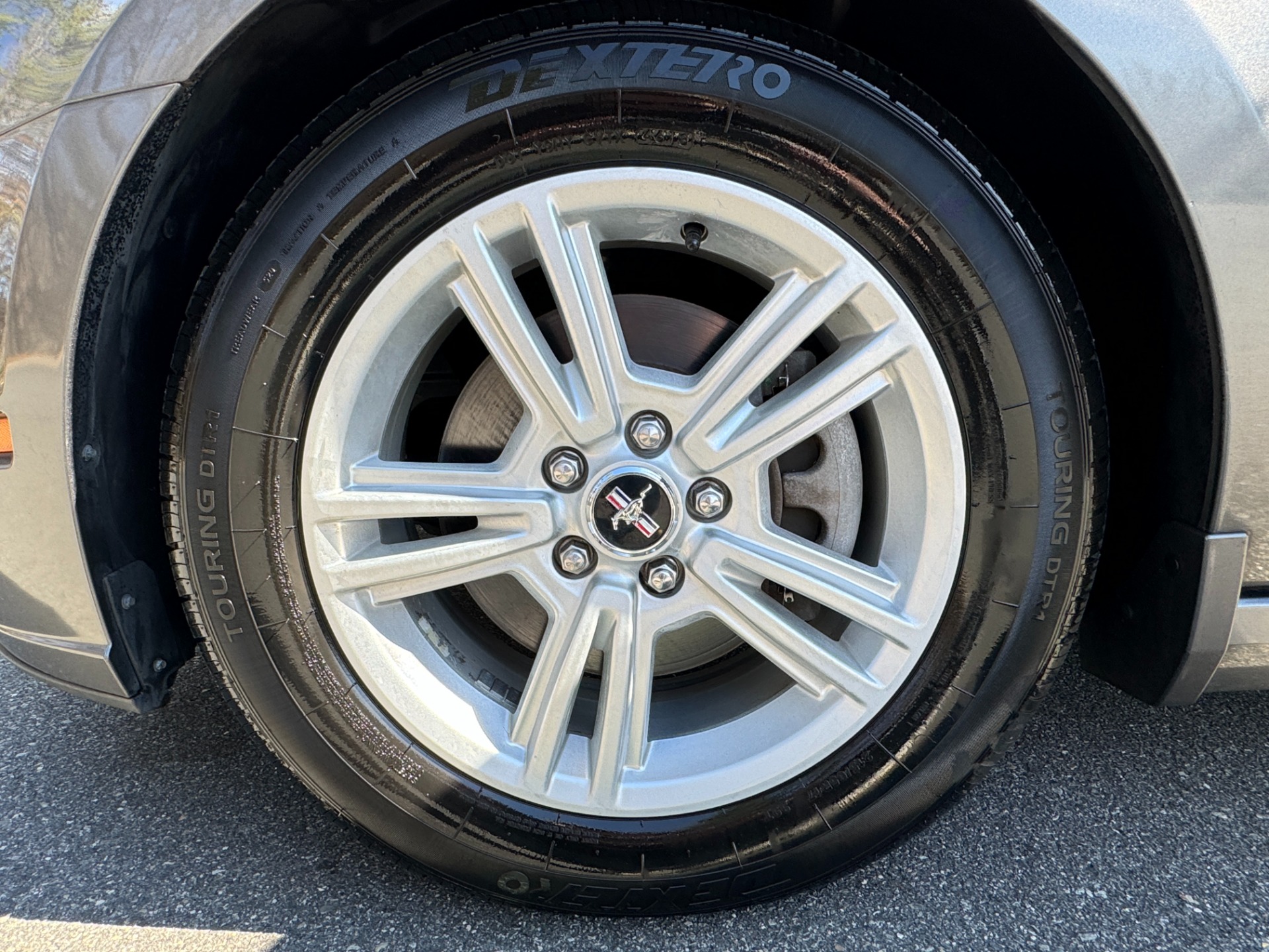 Used 2014 Ford Mustang V6 TECH PKG for sale Sold at Formula Imports in Charlotte NC 28227 42