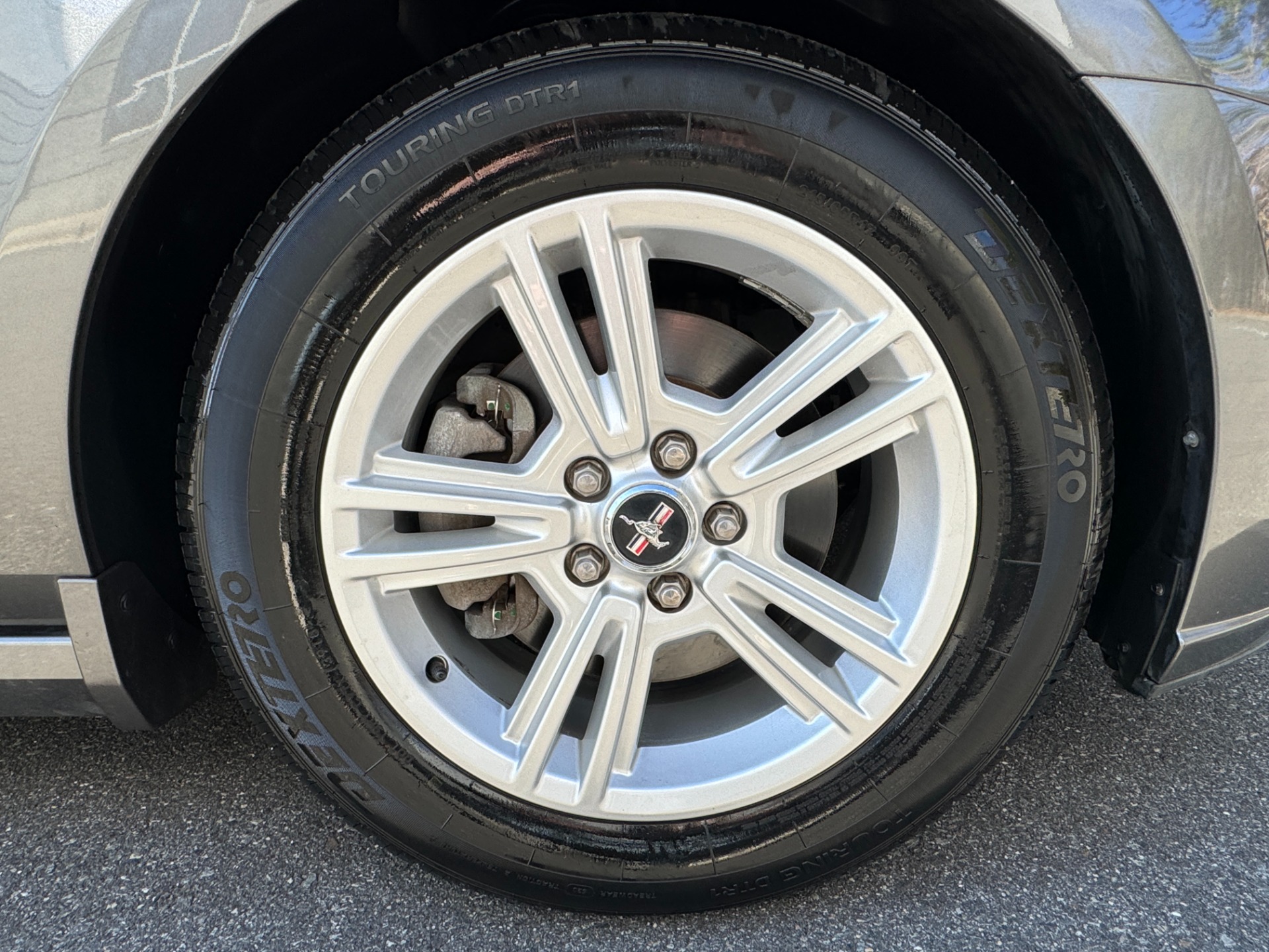 Used 2014 Ford Mustang V6 TECH PKG for sale Sold at Formula Imports in Charlotte NC 28227 43