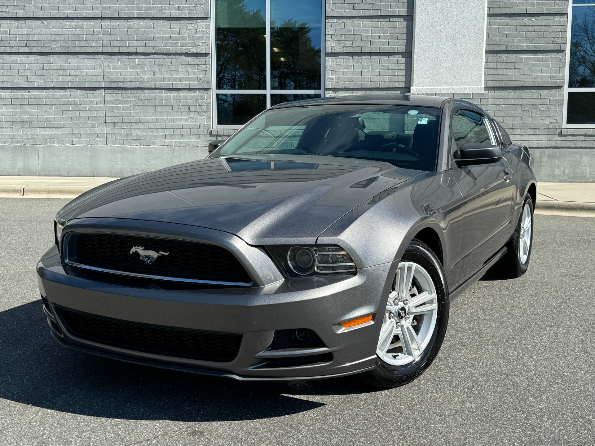 Used 2014 Ford Mustang V6 TECH PKG for sale $16,495 at Formula Imports in Charlotte NC 28227 1