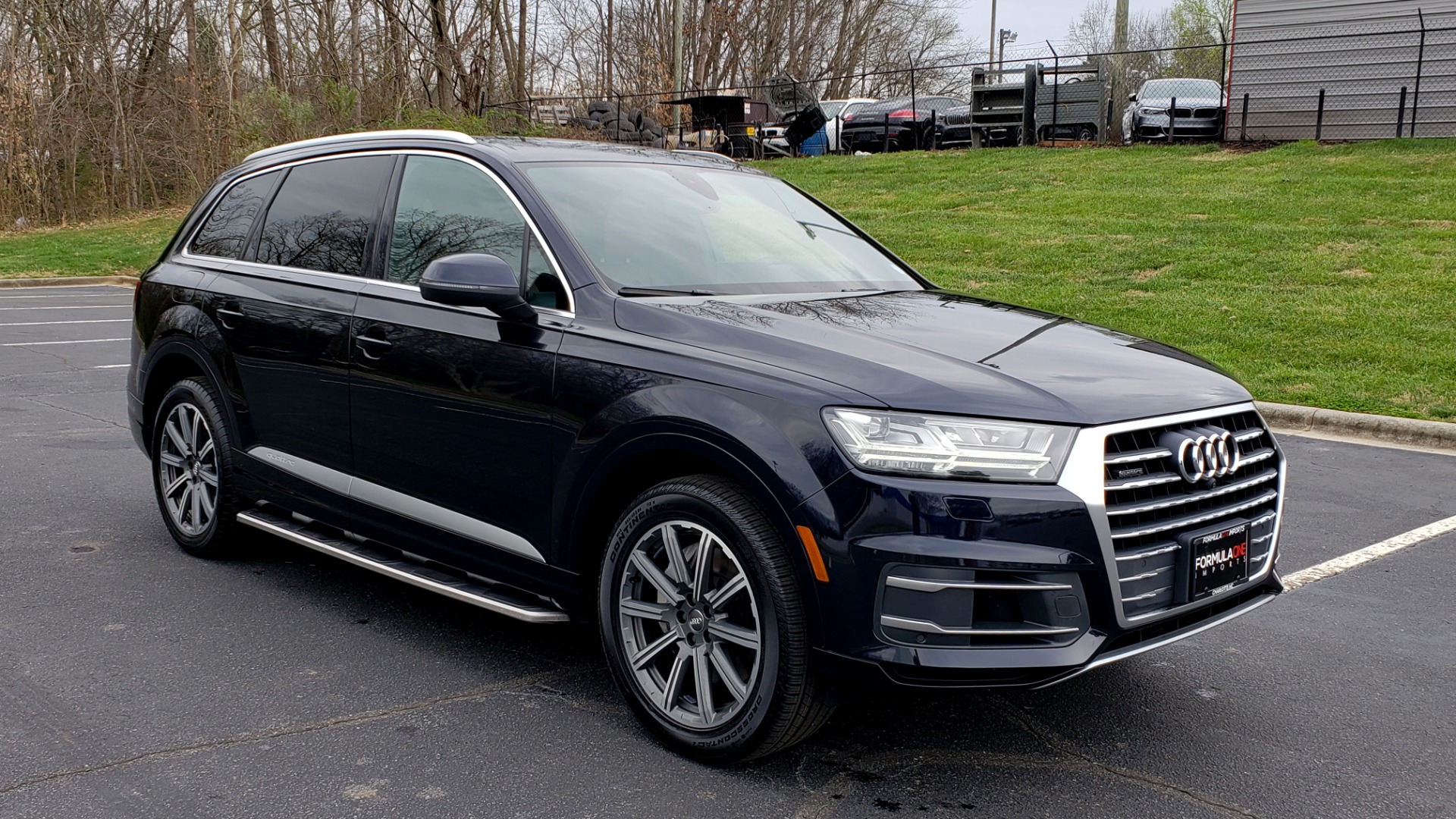 Used 2017 Audi Q7 PRESTIGE 3.0T / AWD / NAV / PANO-ROOF / HTD STS / BOSE / VISION for sale Sold at Formula Imports in Charlotte NC 28227 4