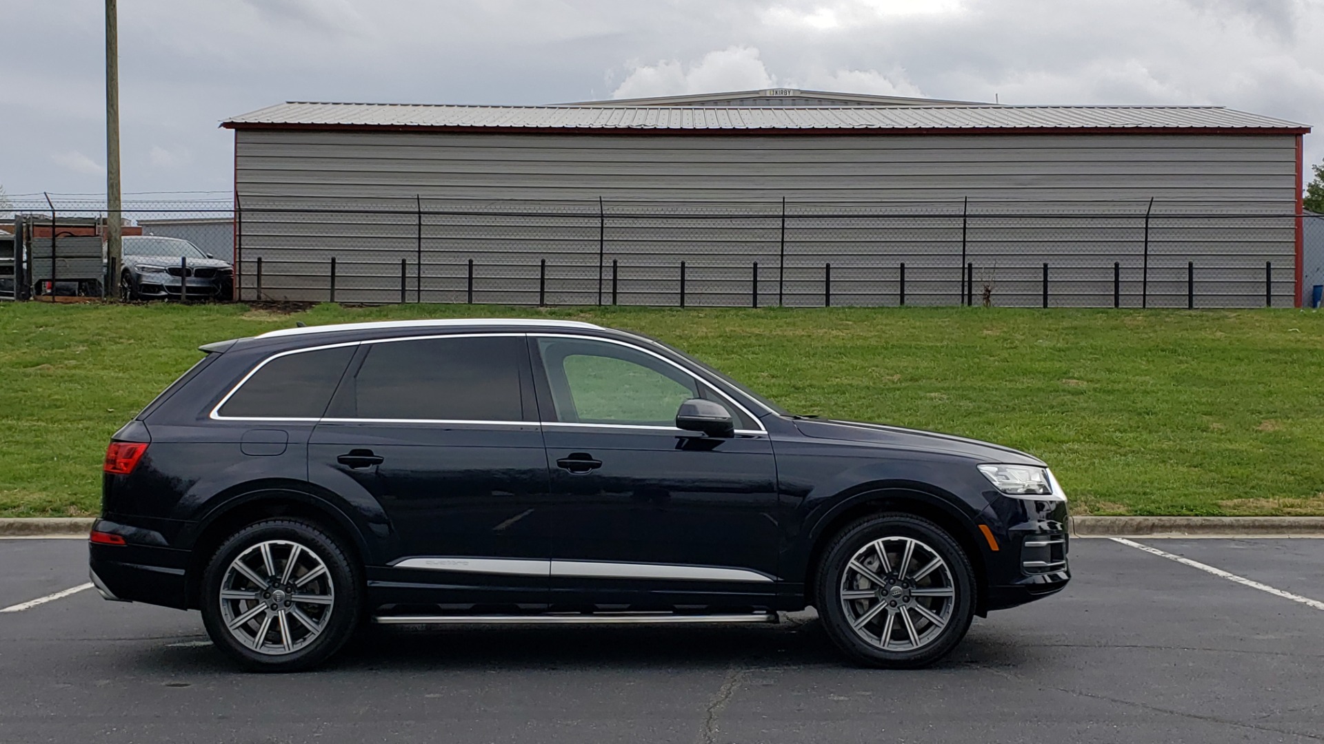 Used 2017 Audi Q7 PRESTIGE 3.0T / AWD / NAV / PANO-ROOF / HTD STS / BOSE / VISION for sale Sold at Formula Imports in Charlotte NC 28227 5