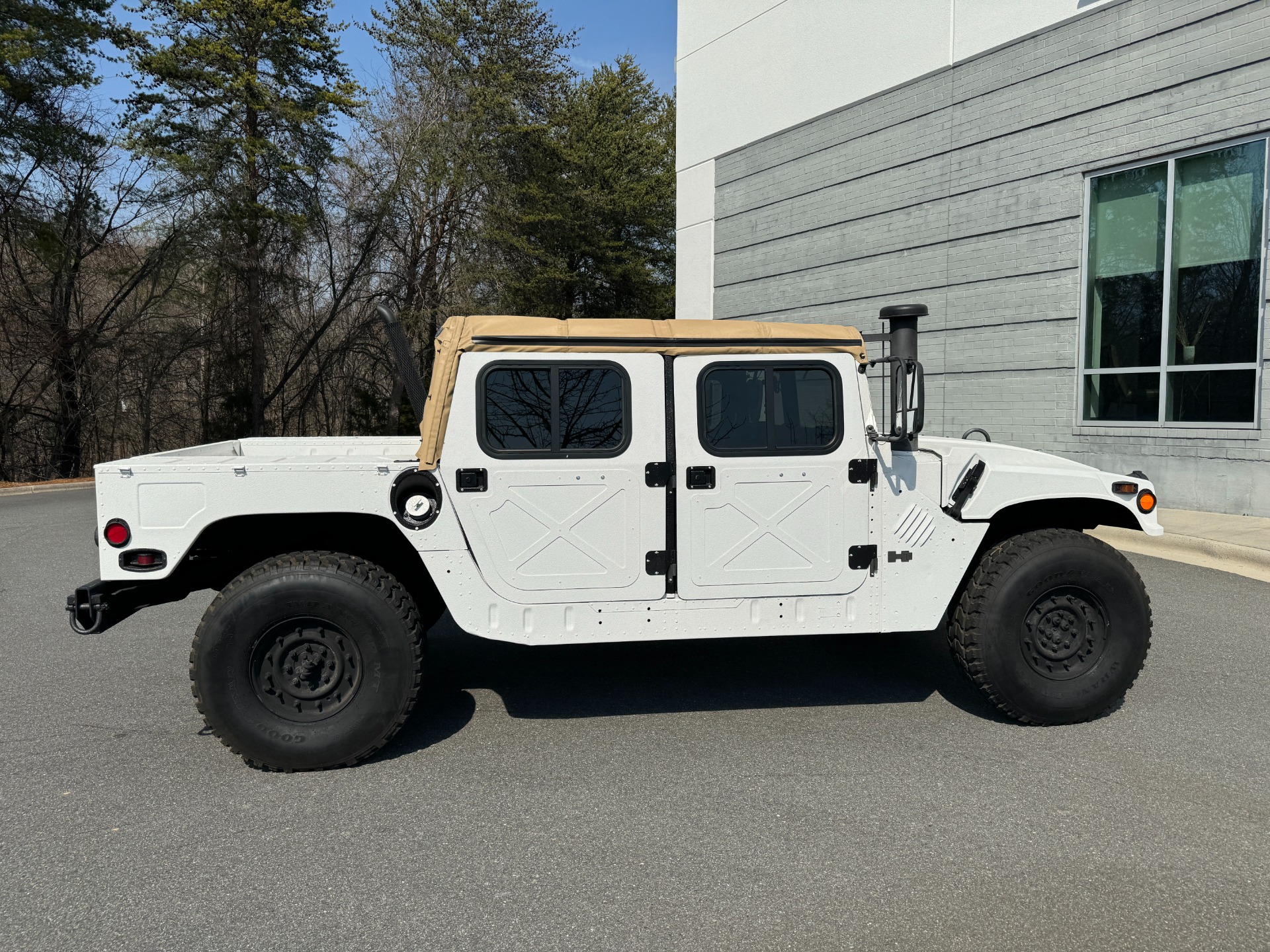 Used 2003 HUMMER H1 HUMVEE / MILITARY ISSUE for sale Sold at Formula Imports in Charlotte NC 28227 14