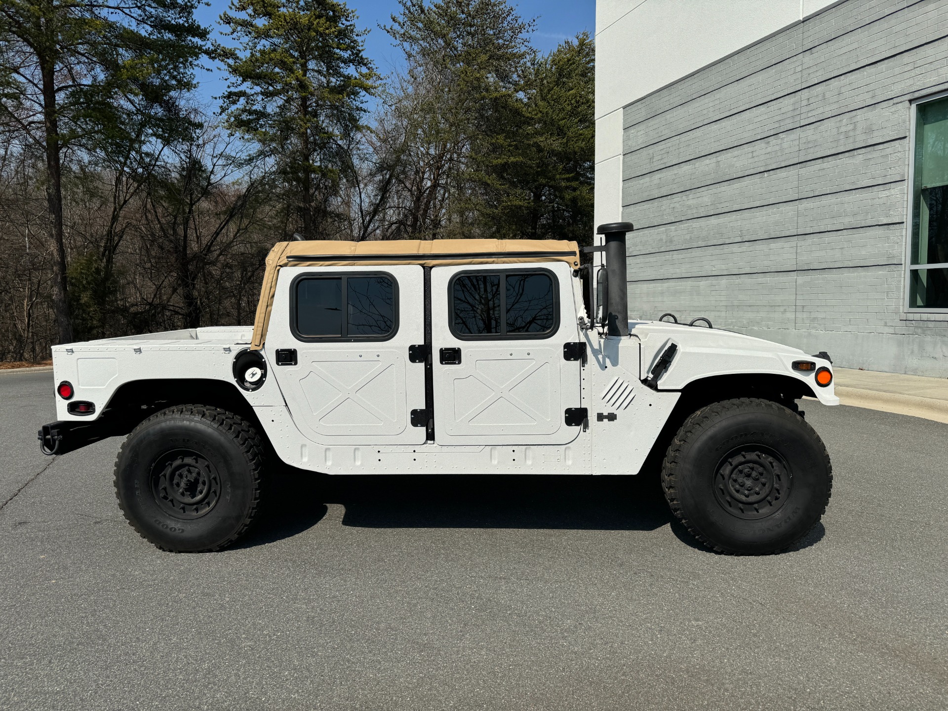 Used 2003 HUMMER H1 HUMVEE / MILITARY ISSUE for sale Sold at Formula Imports in Charlotte NC 28227 15