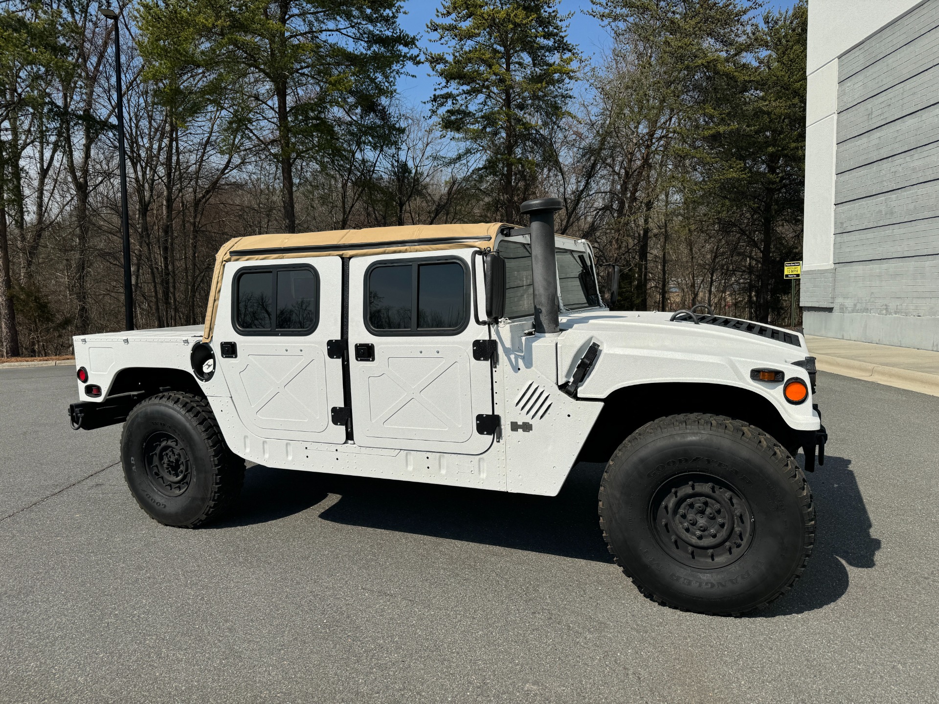 Used 2003 HUMMER H1 HUMVEE / MILITARY ISSUE for sale Sold at Formula Imports in Charlotte NC 28227 16