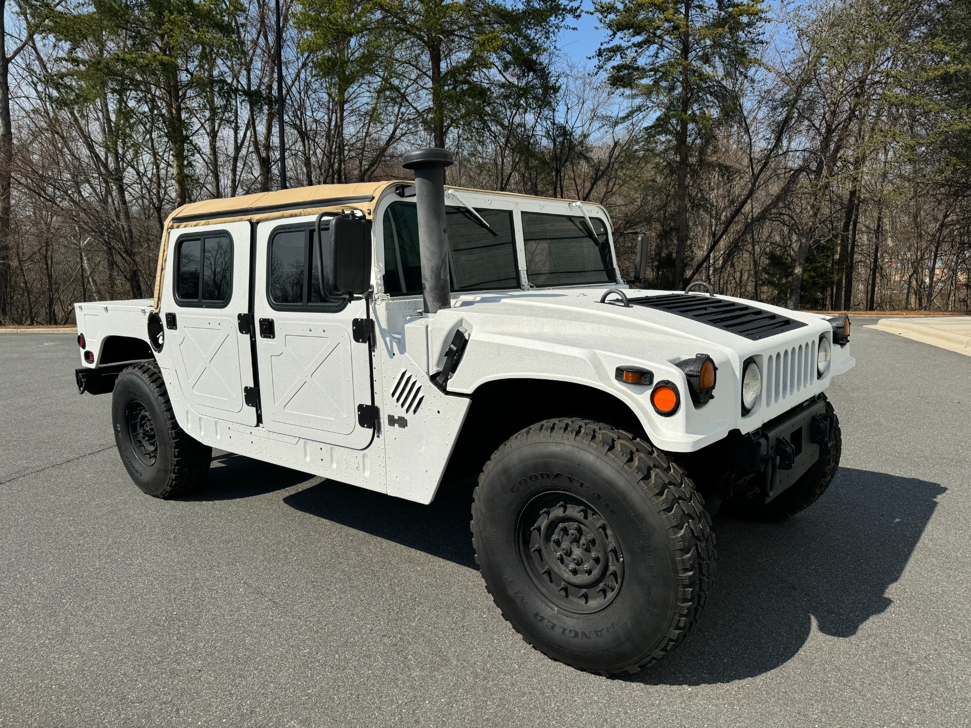 Used 2003 HUMMER H1 HUMVEE / MILITARY ISSUE for sale Sold at Formula Imports in Charlotte NC 28227 17