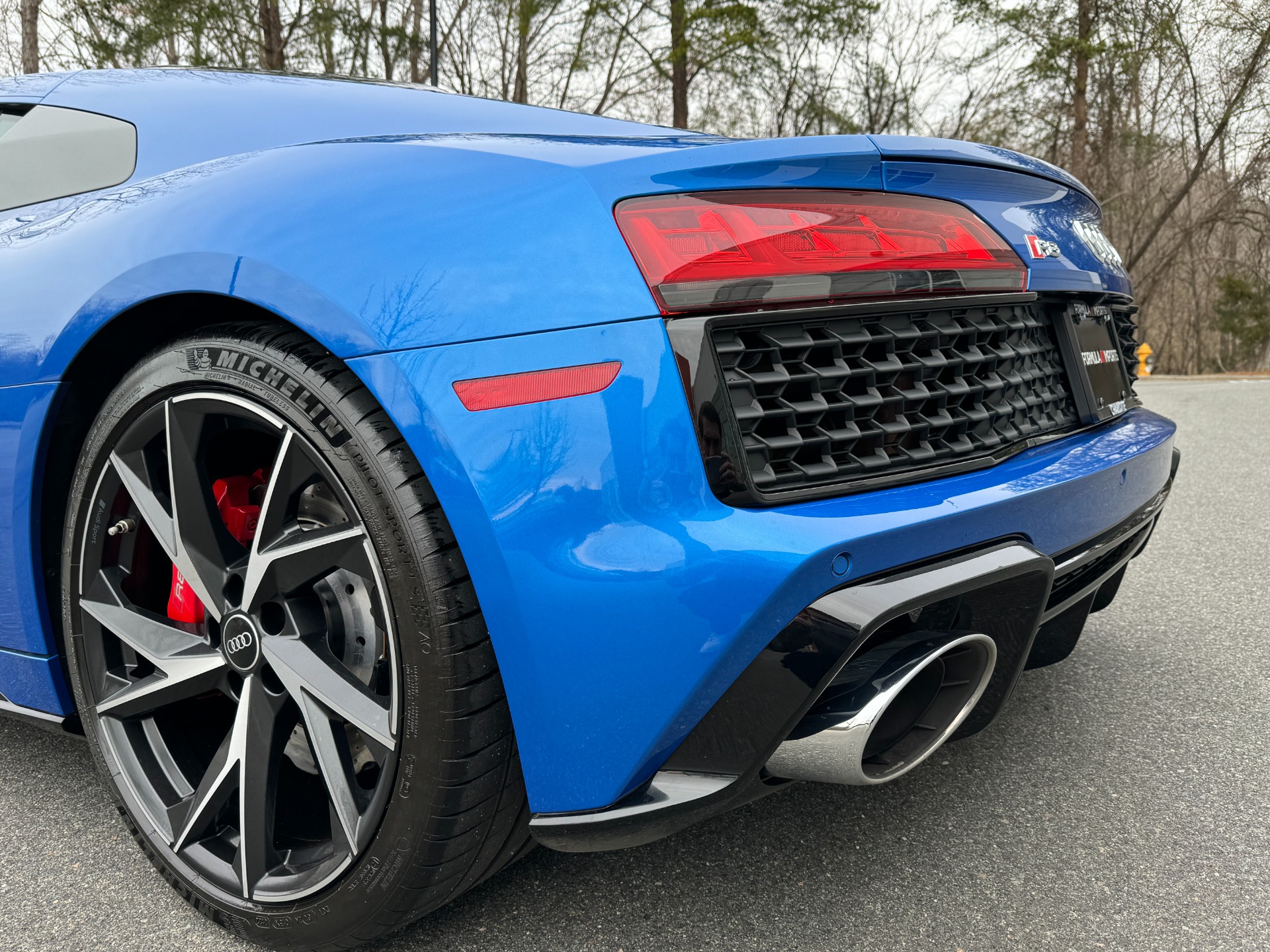 Used 2021 Audi R8 Coupe V10 CARBON EXTERIOR & INTERIOR PKG / PREMIUM PKG / for sale Sold at Formula Imports in Charlotte NC 28227 18