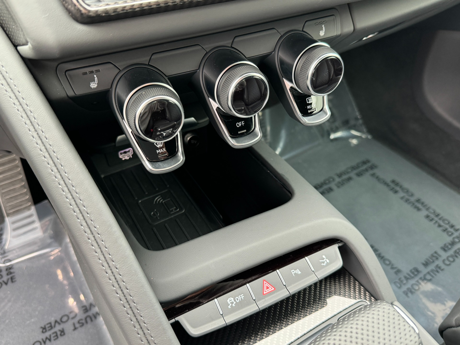 Used 2021 Audi R8 Coupe V10 CARBON EXTERIOR & INTERIOR PKG / PREMIUM PKG / for sale Sold at Formula Imports in Charlotte NC 28227 39
