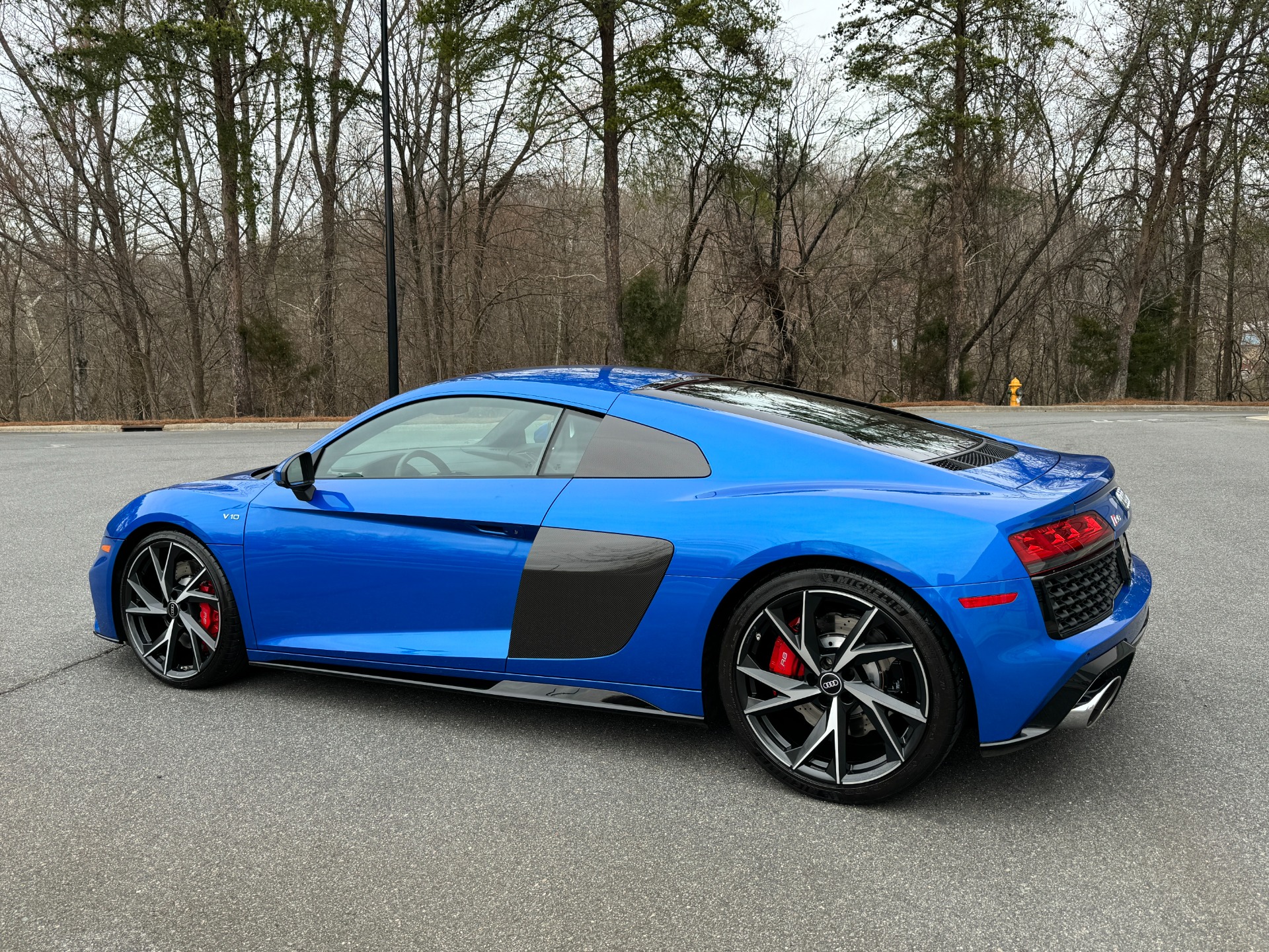 Used 2021 Audi R8 Coupe V10 CARBON EXTERIOR & INTERIOR PKG / PREMIUM PKG / for sale Sold at Formula Imports in Charlotte NC 28227 6