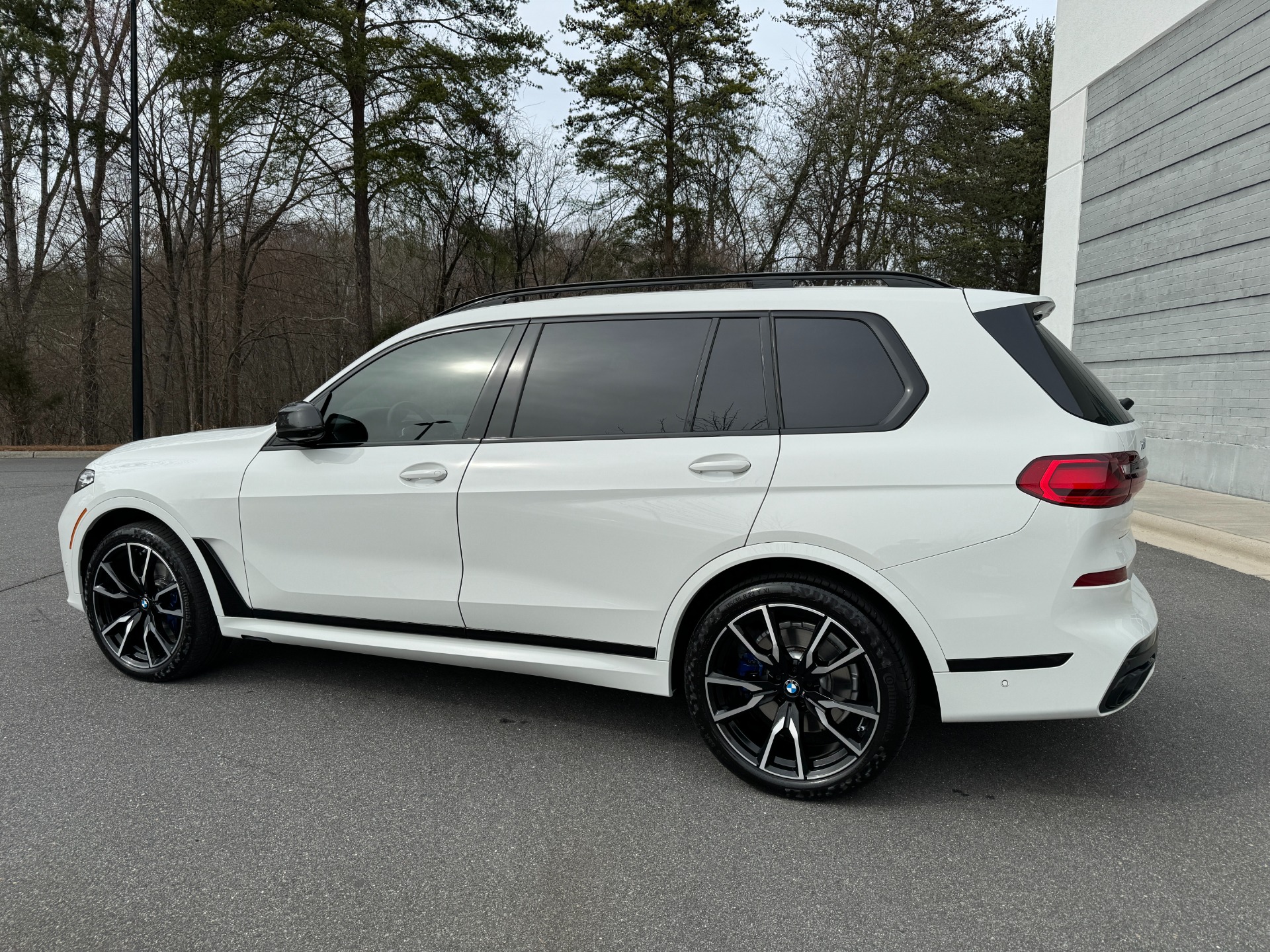 Used 2022 BMW X7 xDrive40i M SPORT PKG / COLD WEATHER PKG / PREMIUM PKG ...