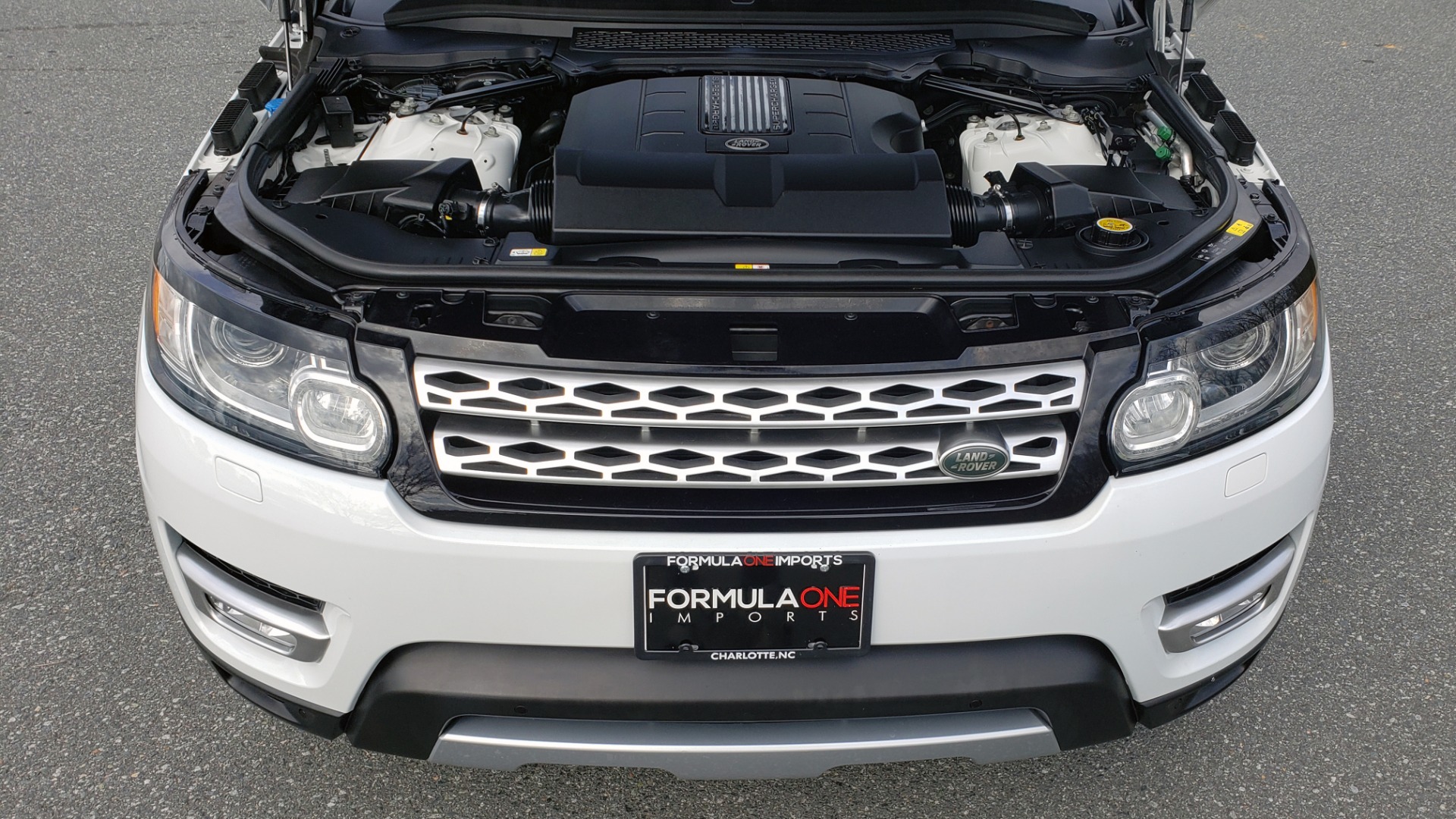 Used 2016 Land Rover RANGE ROVER SPORT V6 HSE 4WD / NAV / SUNROOF / MERIDIAN / REARVIEW for sale Sold at Formula Imports in Charlotte NC 28227 11