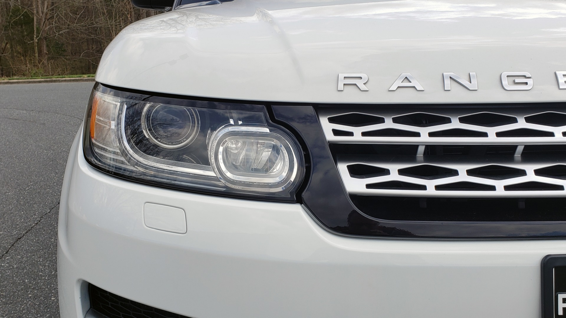 Used 2016 Land Rover RANGE ROVER SPORT V6 HSE 4WD / NAV / SUNROOF / MERIDIAN / REARVIEW for sale Sold at Formula Imports in Charlotte NC 28227 26