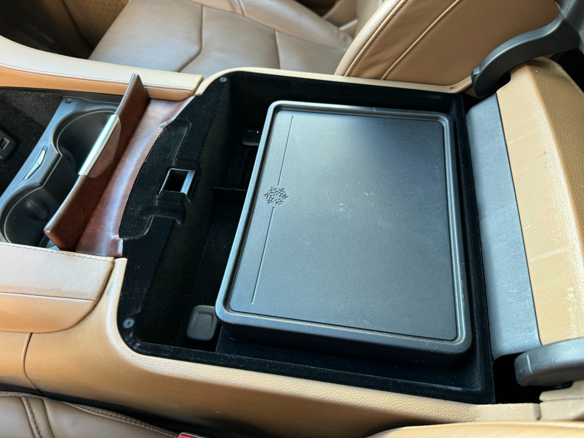 Used 2017 Cadillac Escalade Platinum PLATINUM EDITION / TUSCAN BROWN LEATHER / AFTERMARKET WHEELS / BORLA EXHAUS for sale Sold at Formula Imports in Charlotte NC 28227 35