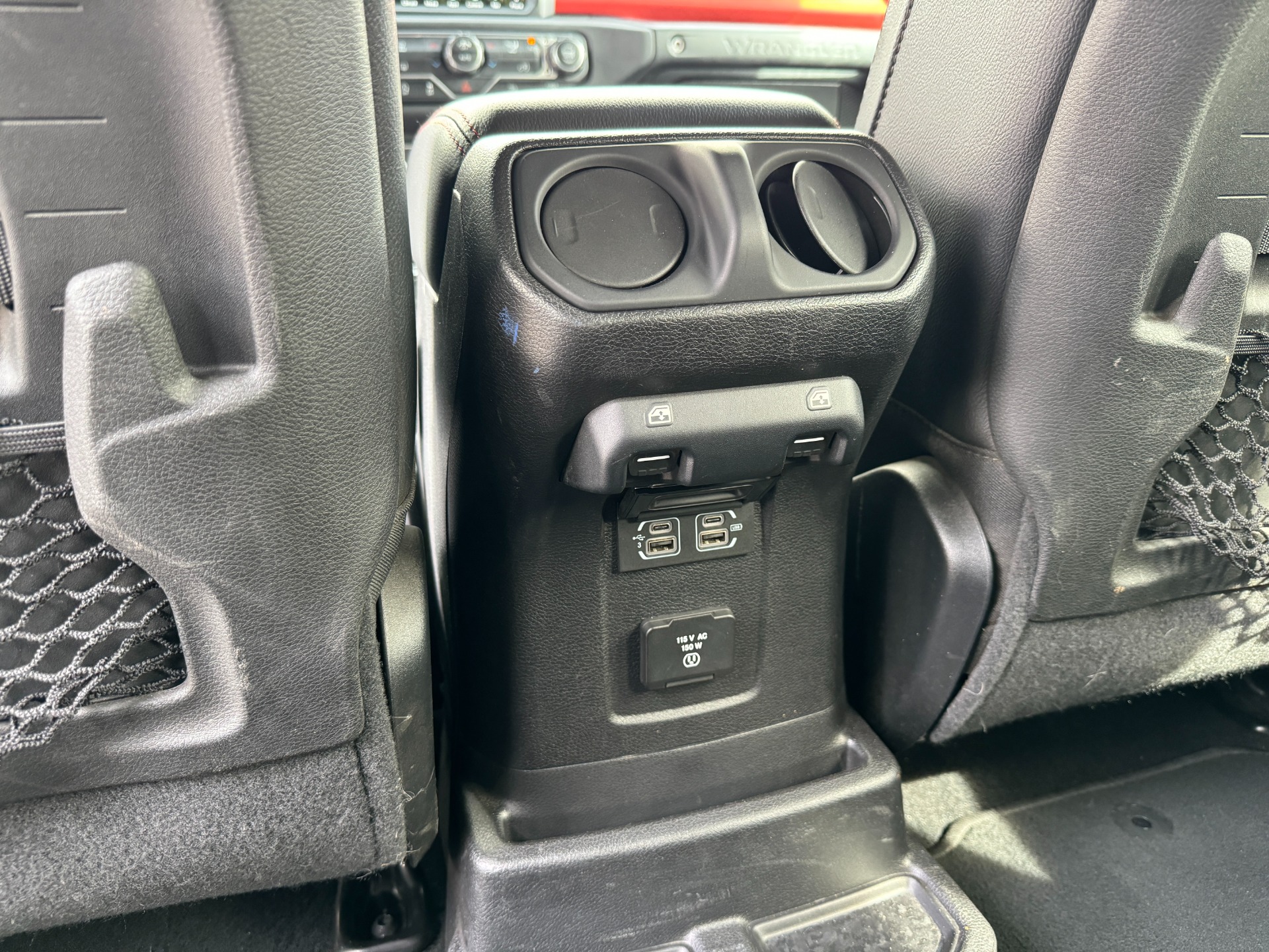 Used 2018 Jeep Wrangler Unlimited Rubicon EXTENDED LEATHER PKG / TOW PKG / LIGHTING PKG / OFFROAD WHEELS & TIRES for sale Sold at Formula Imports in Charlotte NC 28227 41