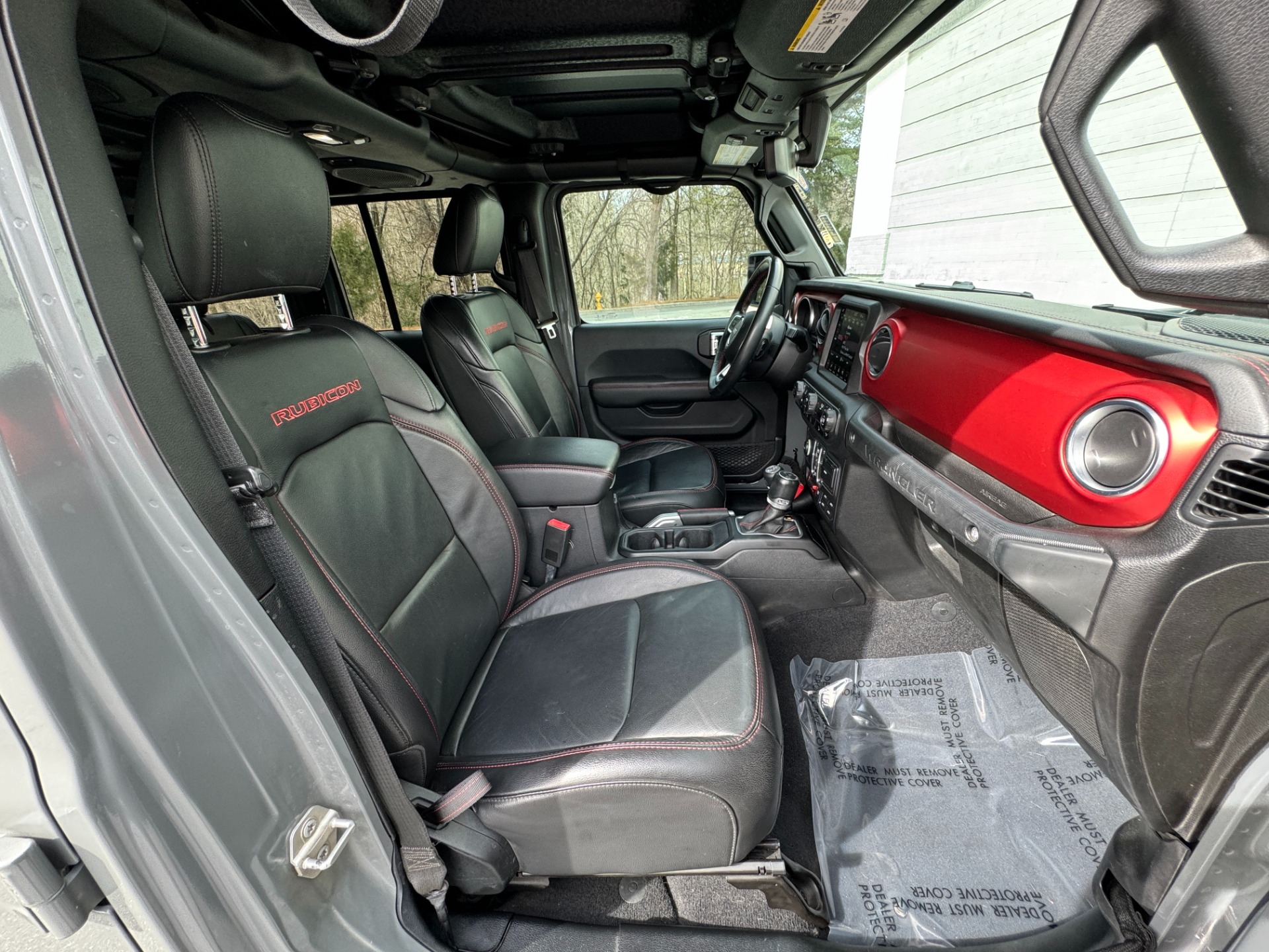 Used 2018 Jeep Wrangler Unlimited Rubicon EXTENDED LEATHER PKG / TOW PKG / LIGHTING PKG / OFFROAD WHEELS & TIRES for sale Sold at Formula Imports in Charlotte NC 28227 43
