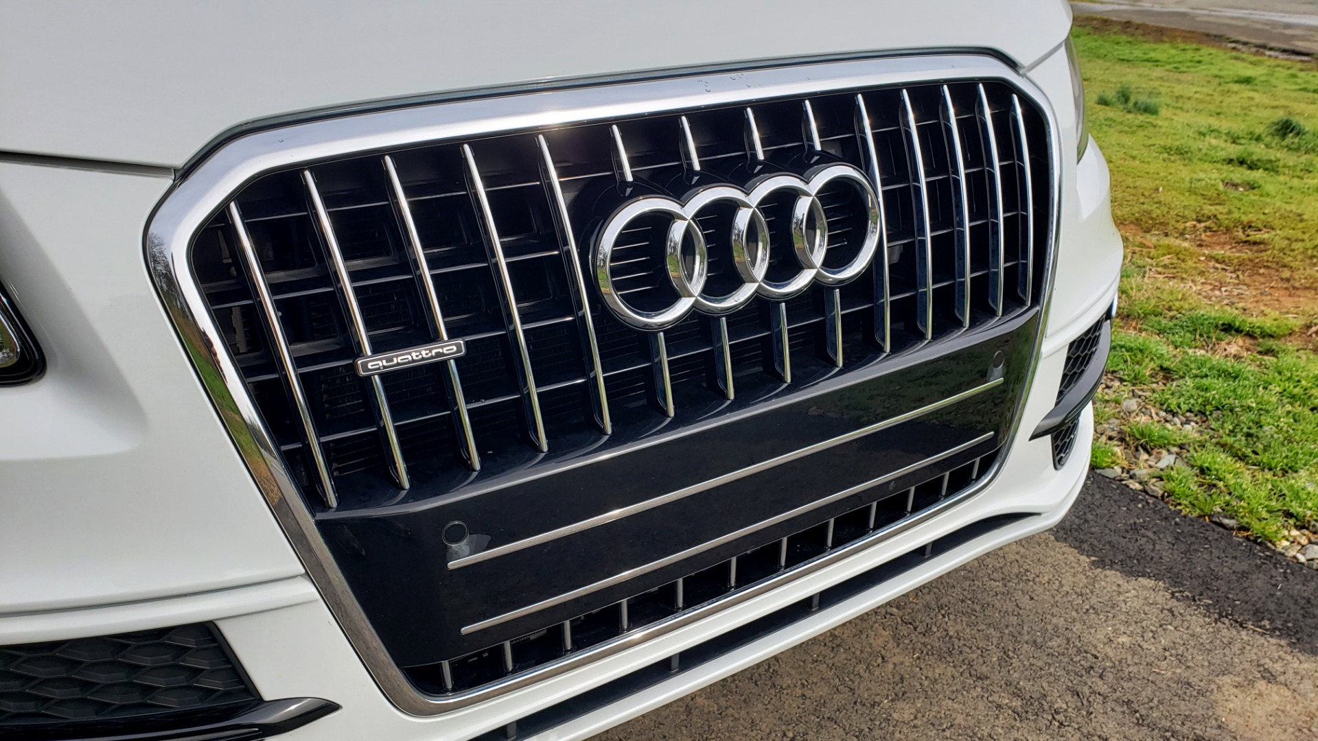 Used 2017 Audi Q5 PREMIUM PLUS / TECH / NAV / SUNROOF / REARVIEW for sale Sold at Formula Imports in Charlotte NC 28227 10