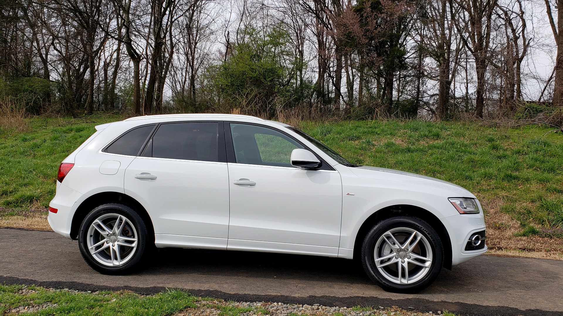 Used 2017 Audi Q5 PREMIUM PLUS / TECH / NAV / SUNROOF / REARVIEW for sale Sold at Formula Imports in Charlotte NC 28227 5