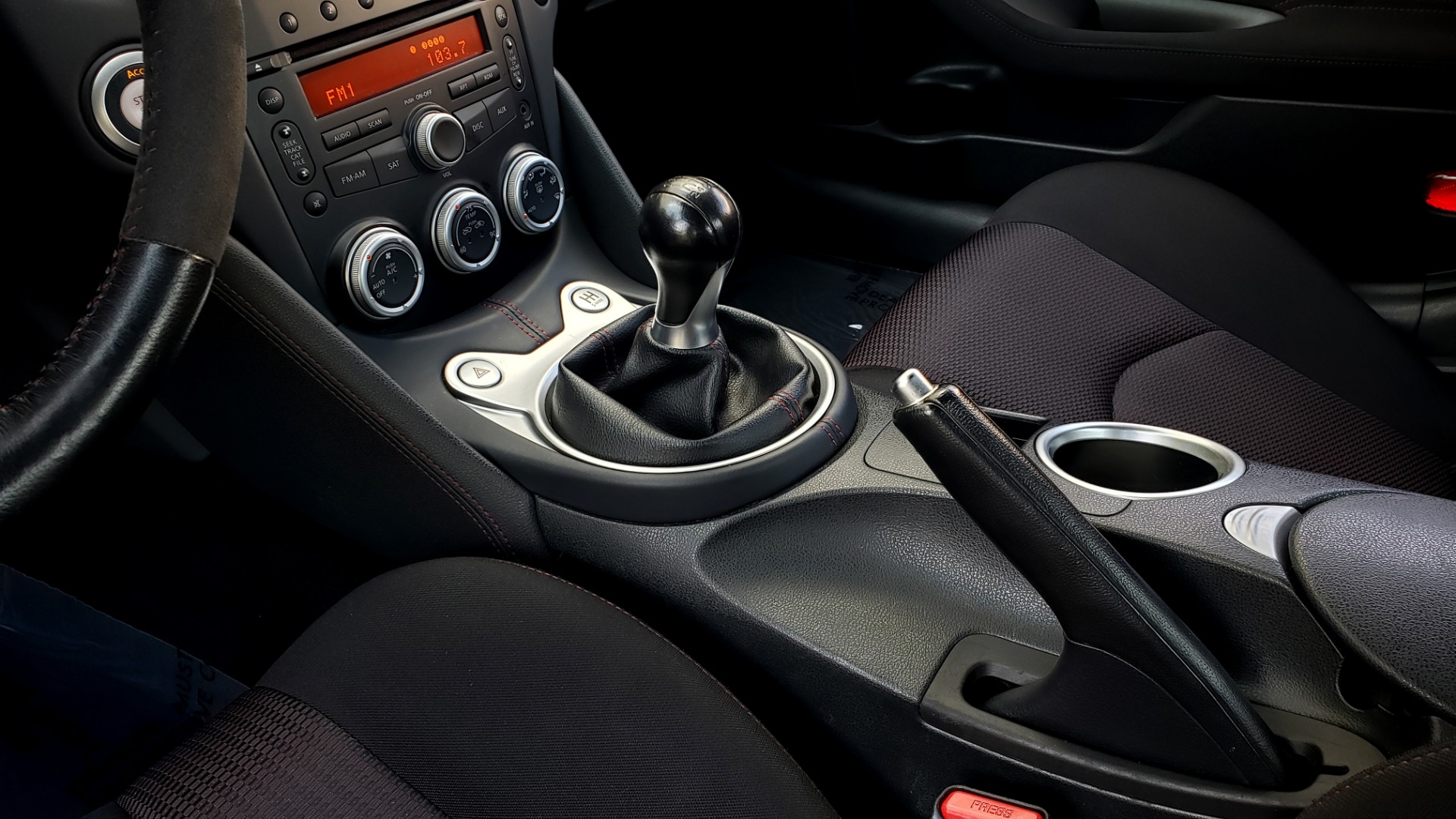 Used 2014 Nissan 370Z for sale Sold at Formula Imports in Charlotte NC 28227 39