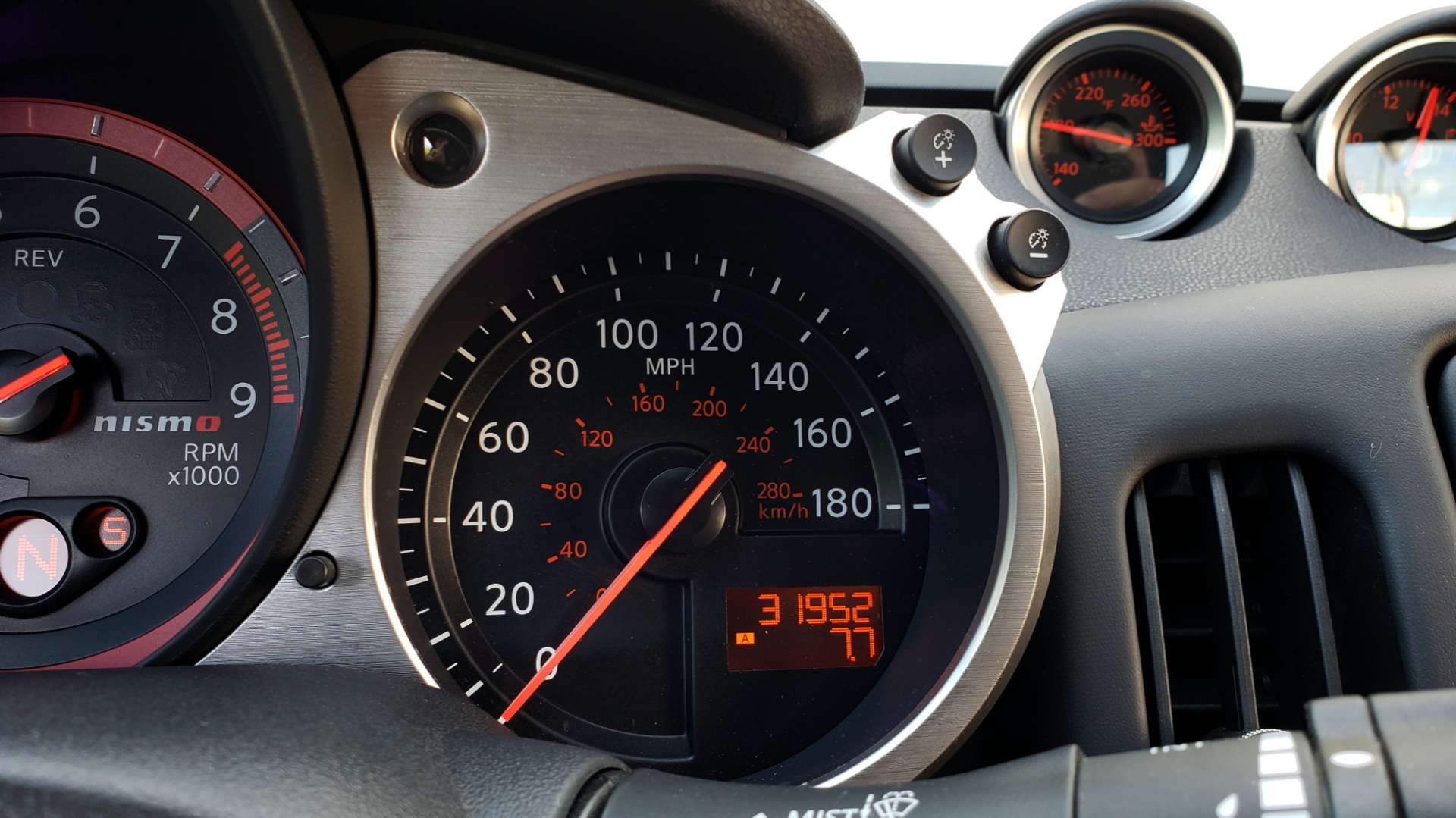 Used 2014 Nissan 370Z for sale Sold at Formula Imports in Charlotte NC 28227 41