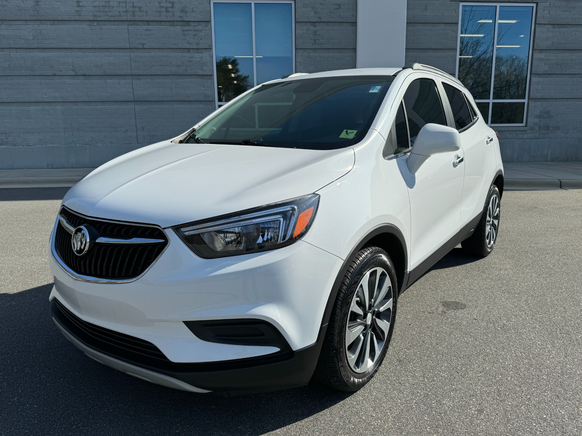 Used 2021 Buick Encore Preferred PREFERRED PKG for sale Sold at Formula Imports in Charlotte NC 28227 3