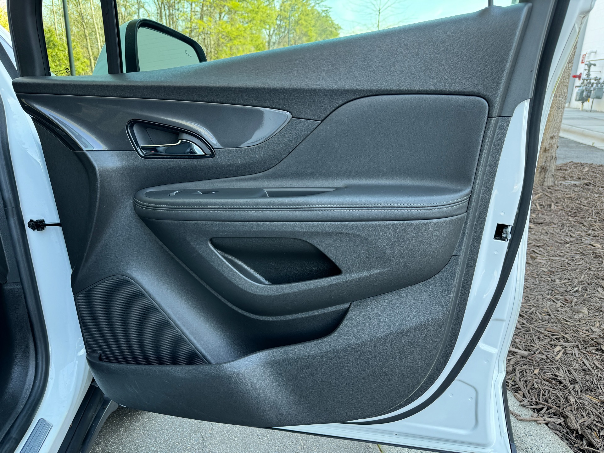 Used 2021 Buick Encore Preferred PREFERRED PKG for sale Sold at Formula Imports in Charlotte NC 28227 33