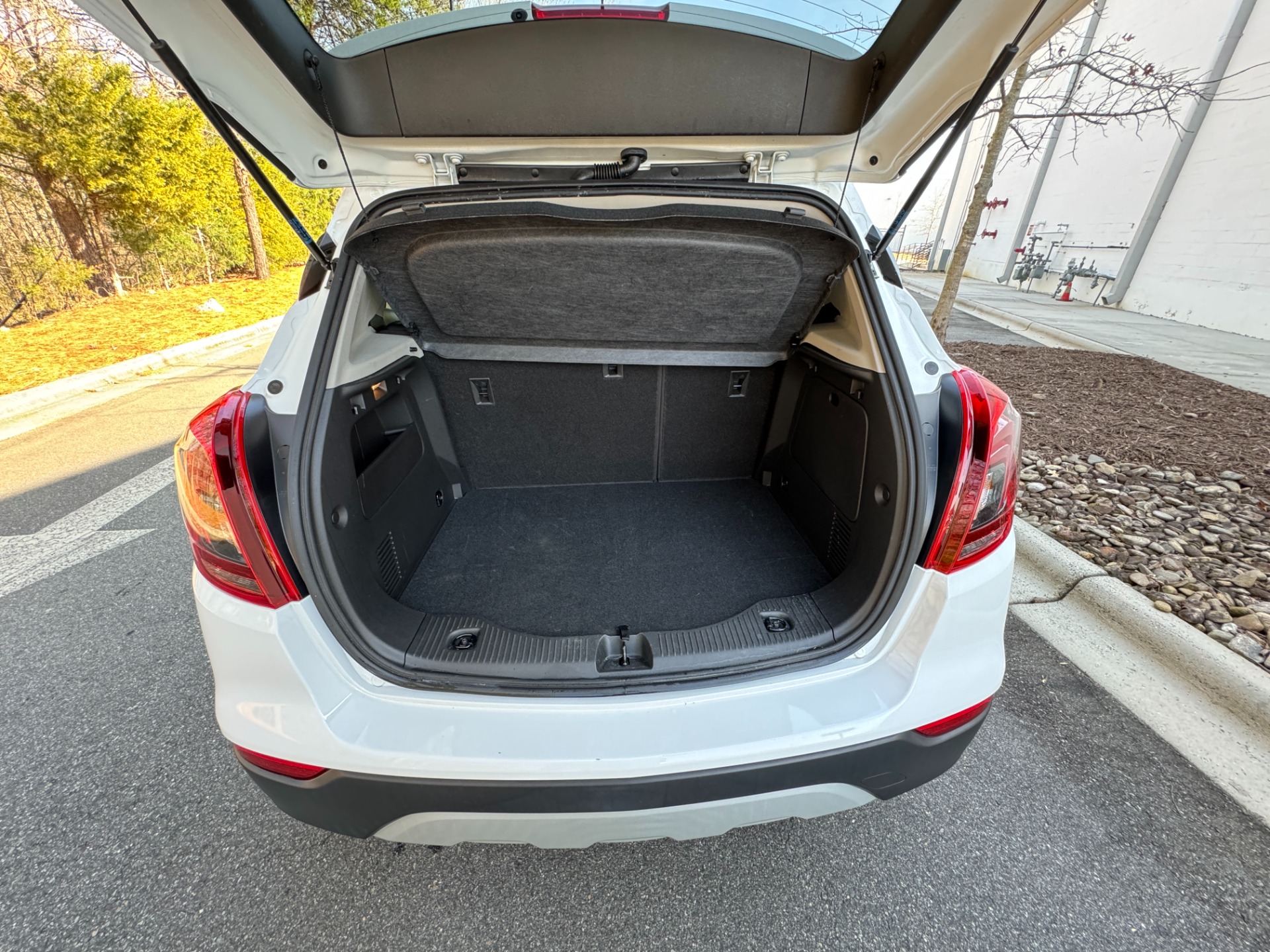 Used 2021 Buick Encore Preferred PREFERRED PKG for sale Sold at Formula Imports in Charlotte NC 28227 40