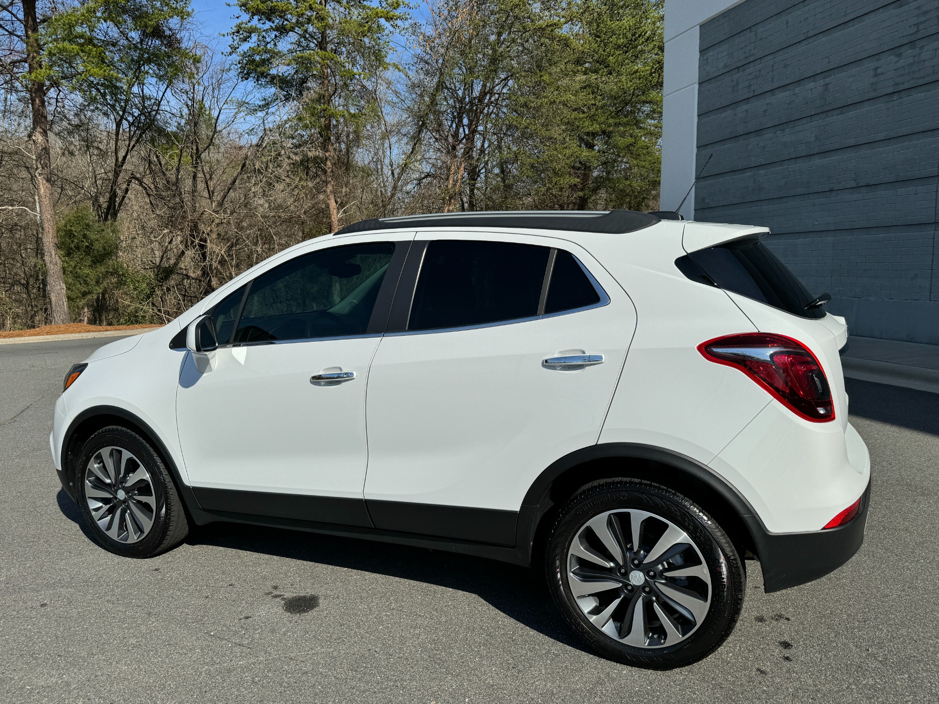Used 2021 Buick Encore Preferred PREFERRED PKG for sale Sold at Formula Imports in Charlotte NC 28227 6