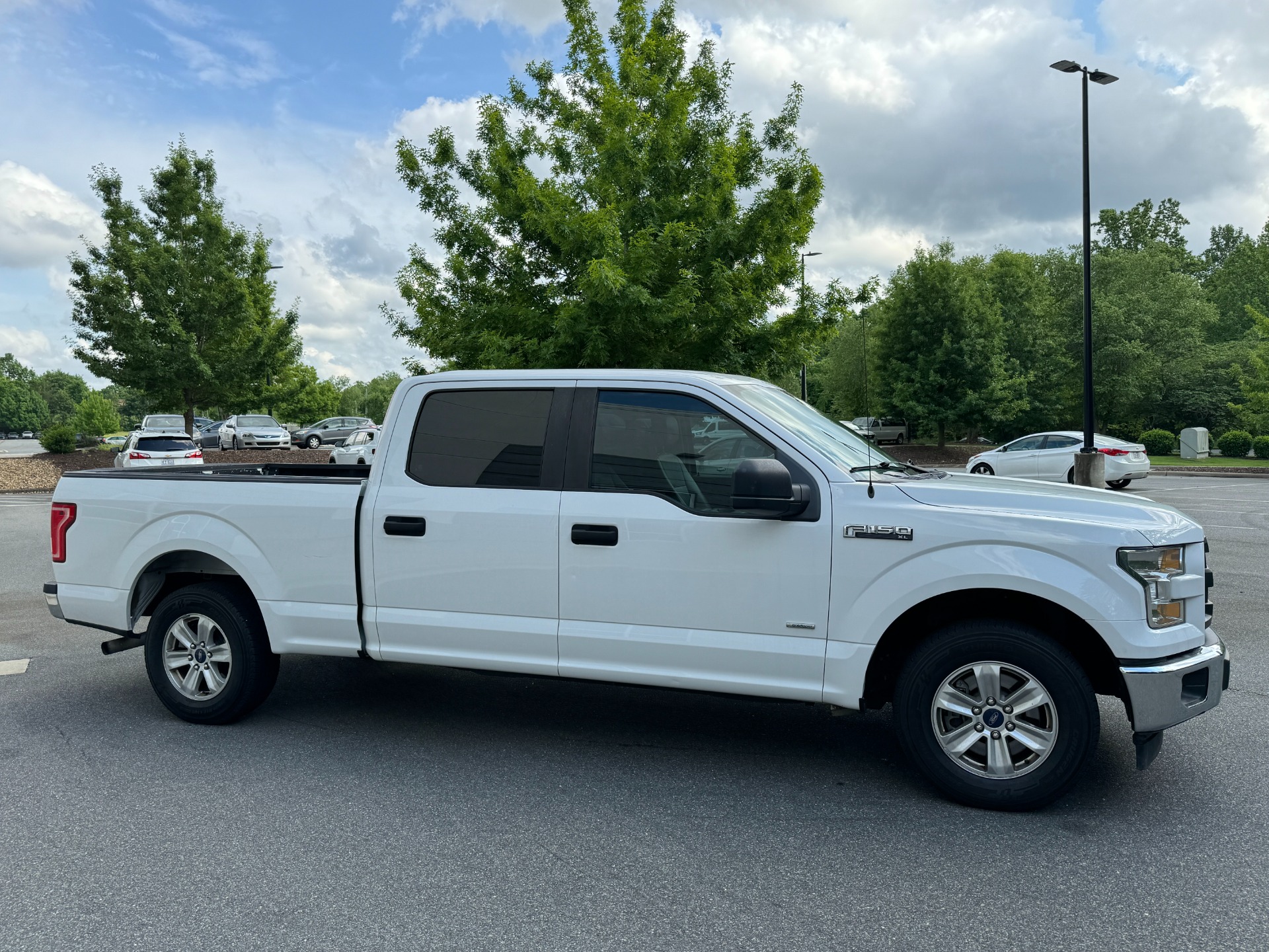 Used 2017 Ford F-150 XL for sale Sold at Formula Imports in Charlotte NC 28227 15